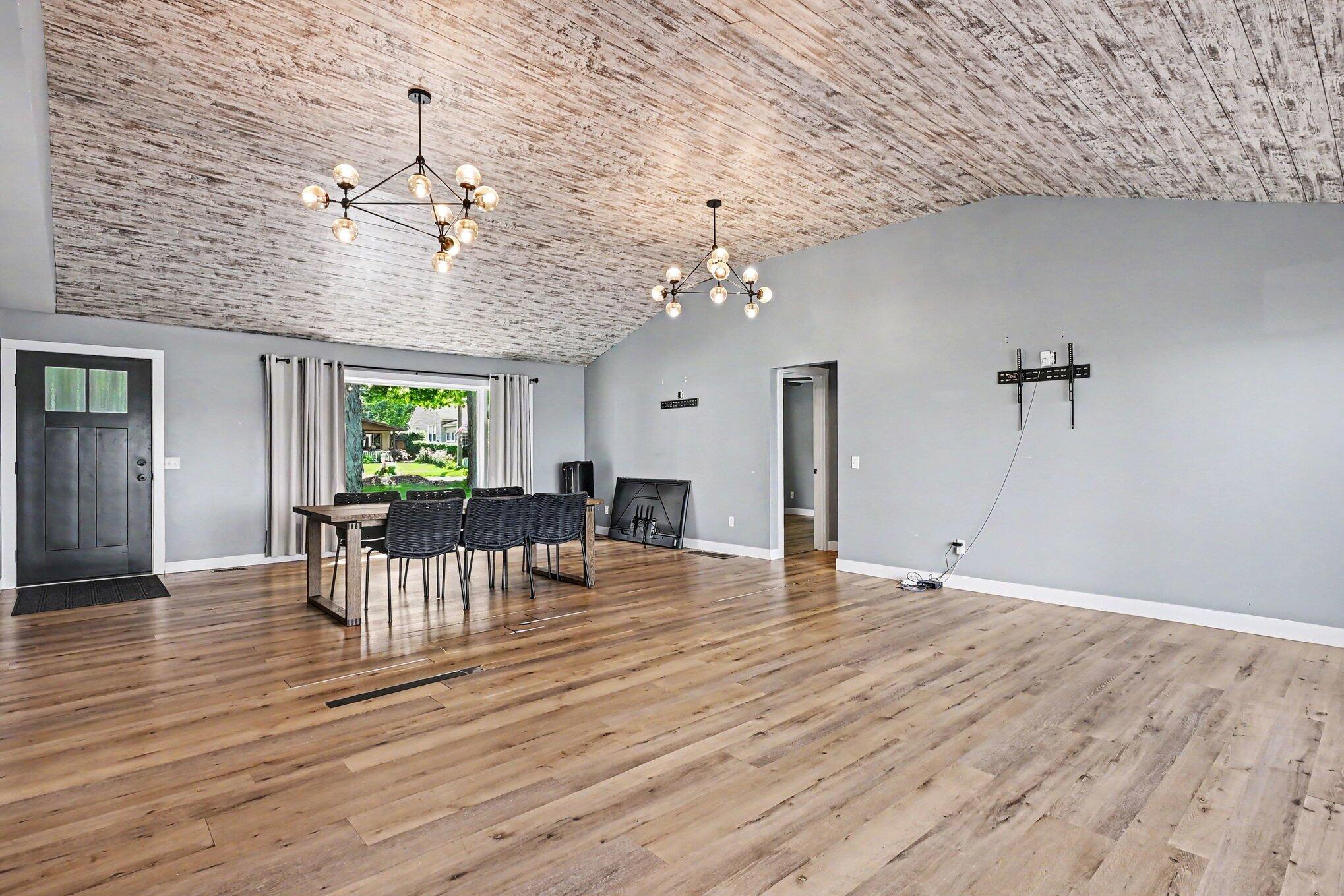 669 Waverly Road, La Porte, IN 46350; Image #4