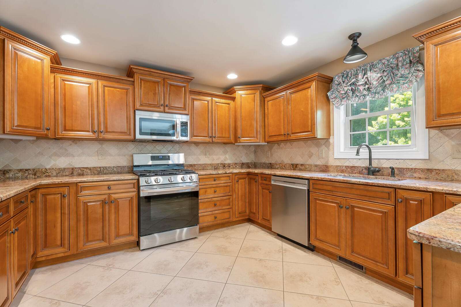 2251 Walker Drive, Valparaiso, IN 46385; Image #23