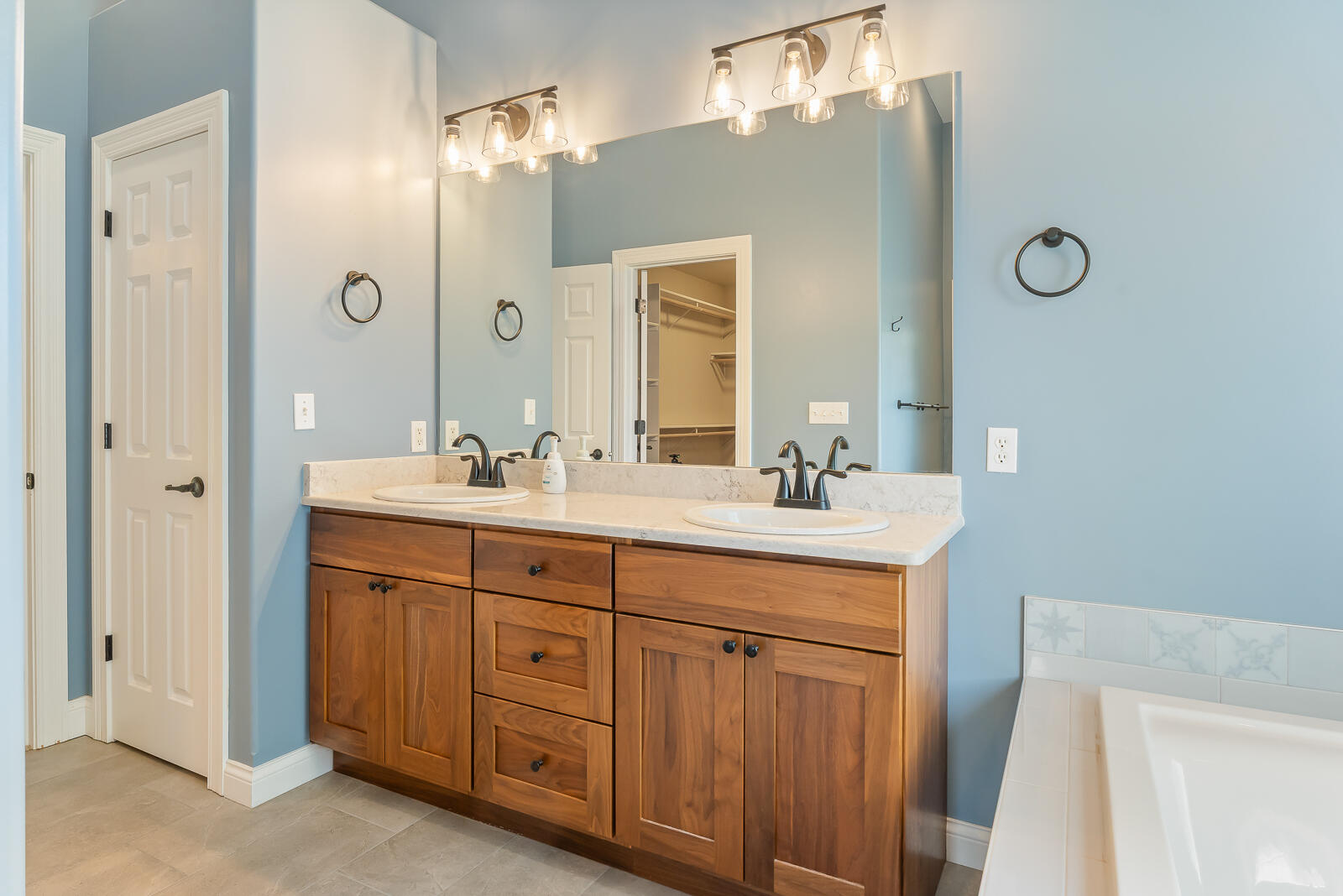 2251 Walker Drive, Valparaiso, IN 46385; Image #44