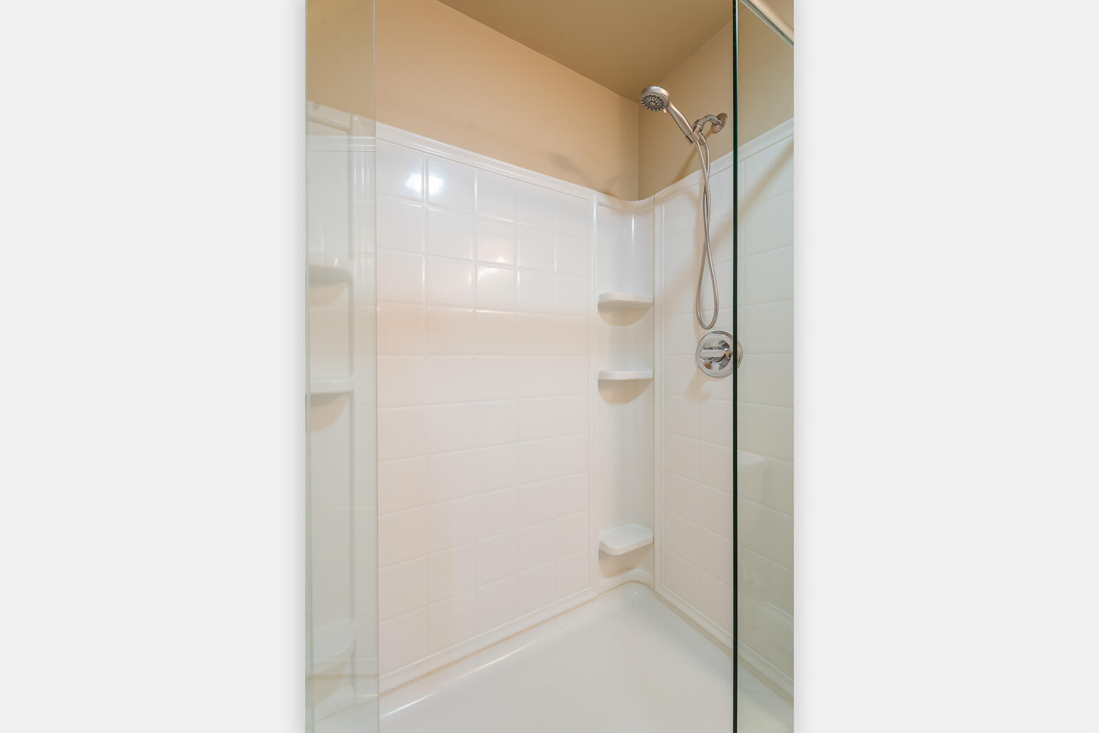 2251 Walker Drive, Valparaiso, IN 46385; Image #64