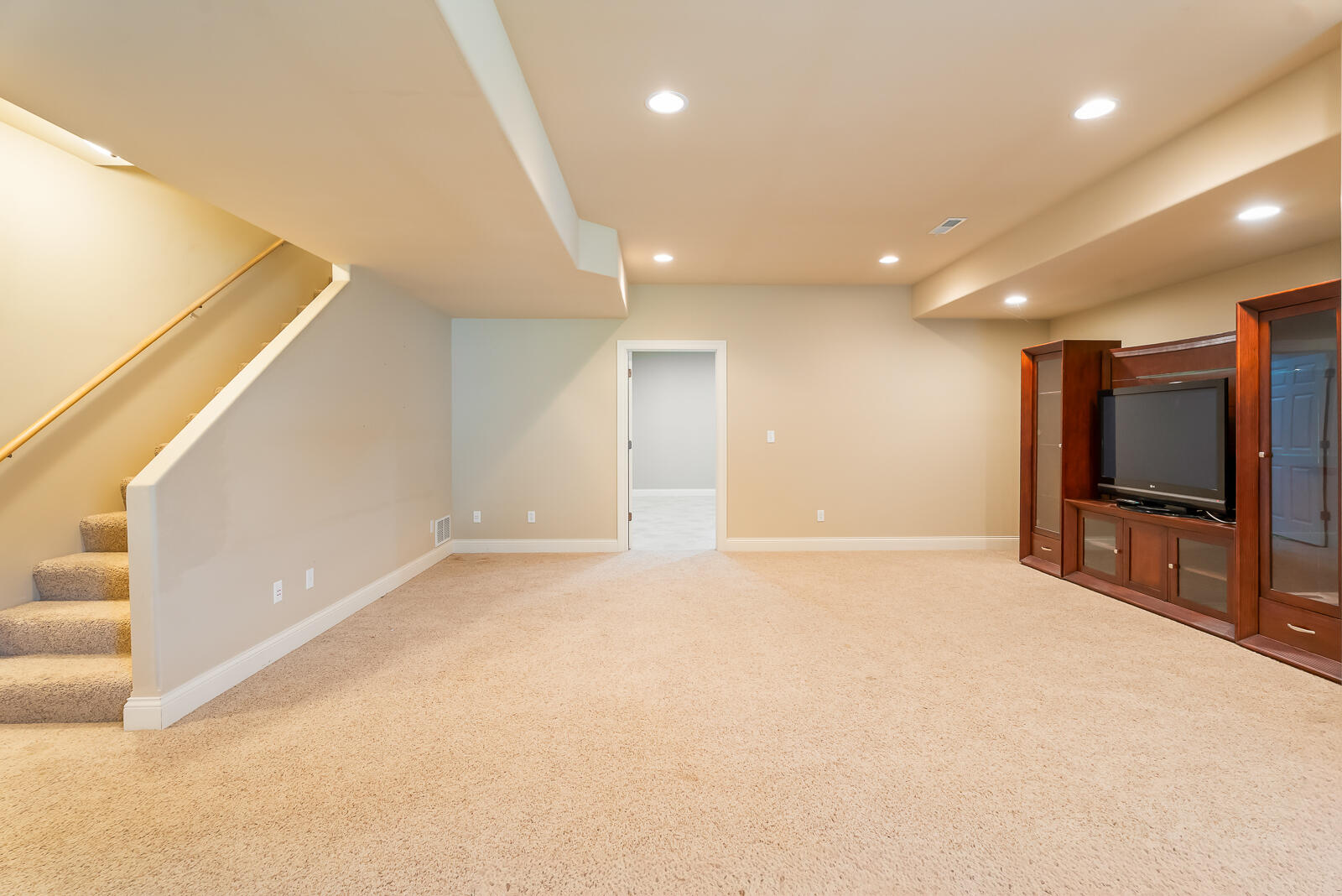 2251 Walker Drive, Valparaiso, IN 46385; Image #67