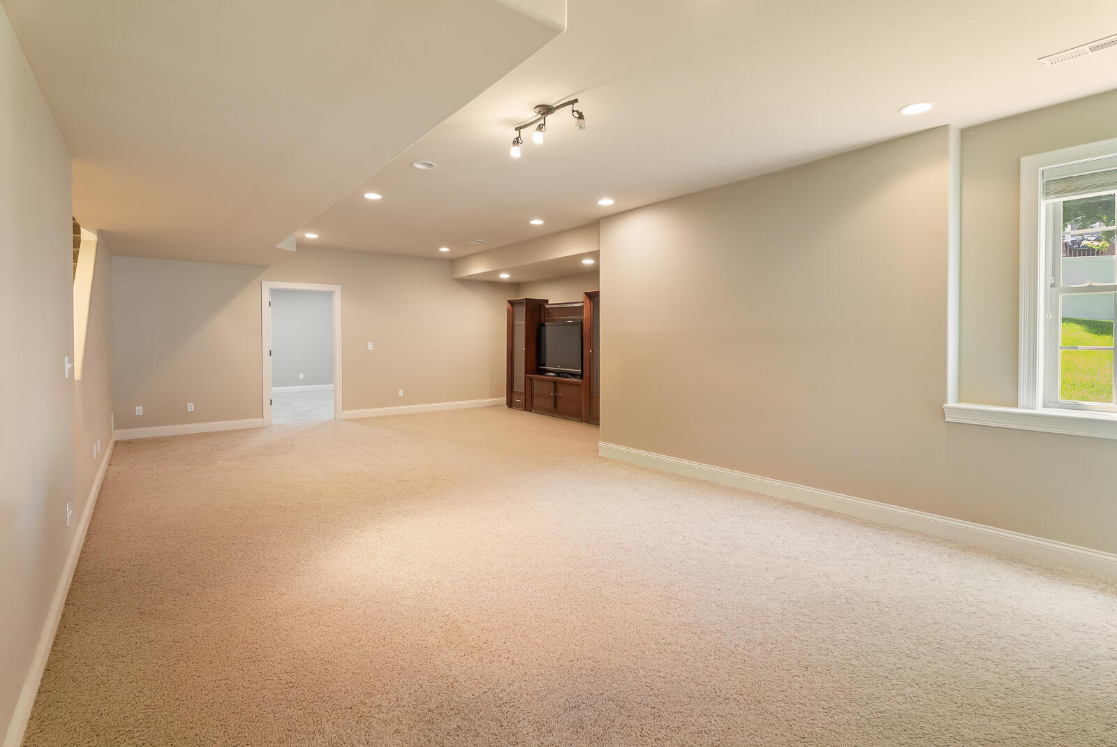 2251 Walker Drive, Valparaiso, IN 46385; Image #68