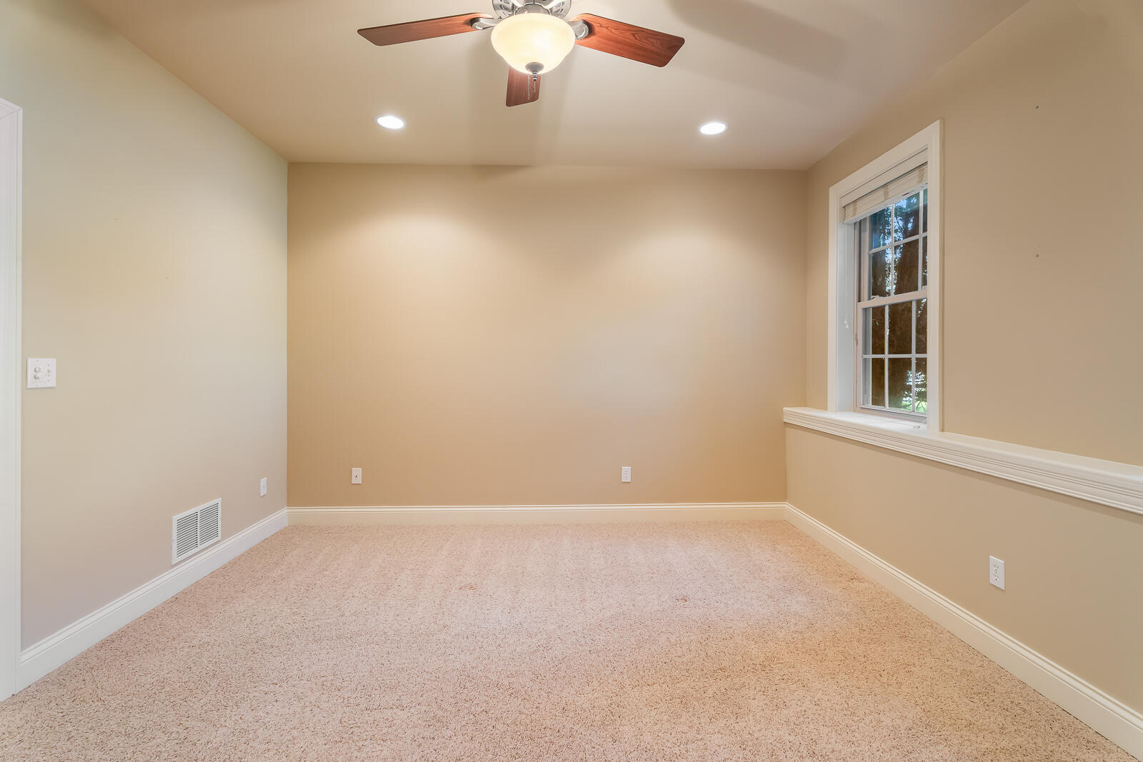 2251 Walker Drive, Valparaiso, IN 46385; Image #73