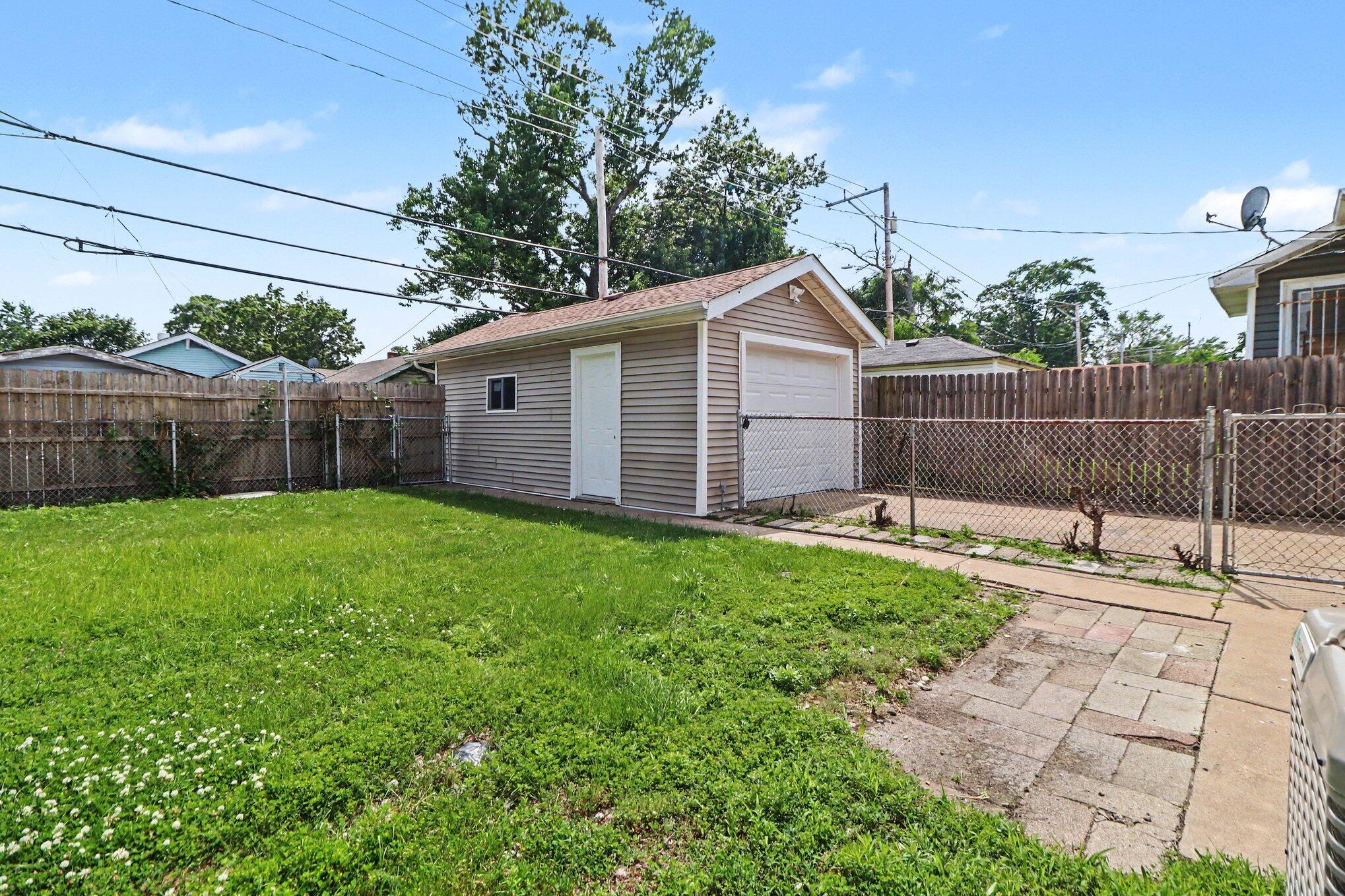 430 E 165th Street, Hammond, IN 46324; Image #12