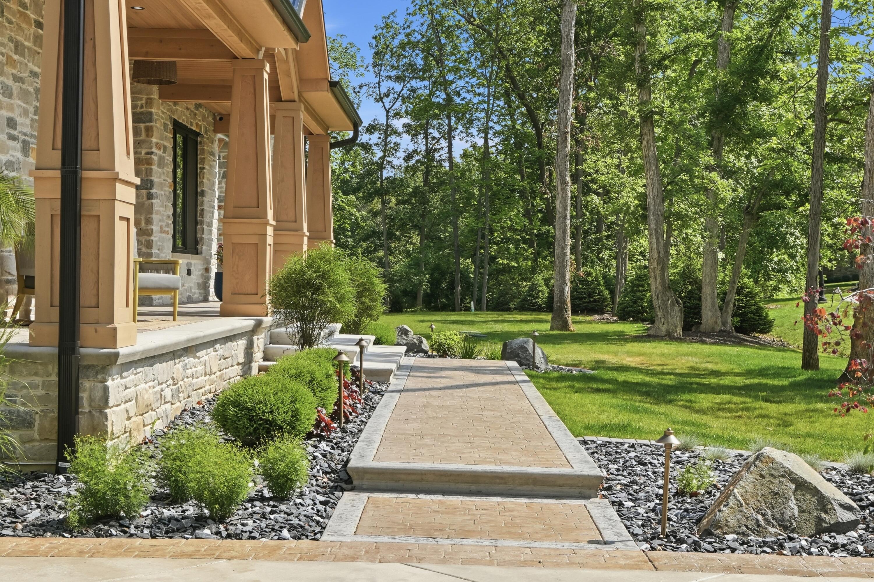 13165 Monroe Place, Crown Point, IN 46307; Image #15