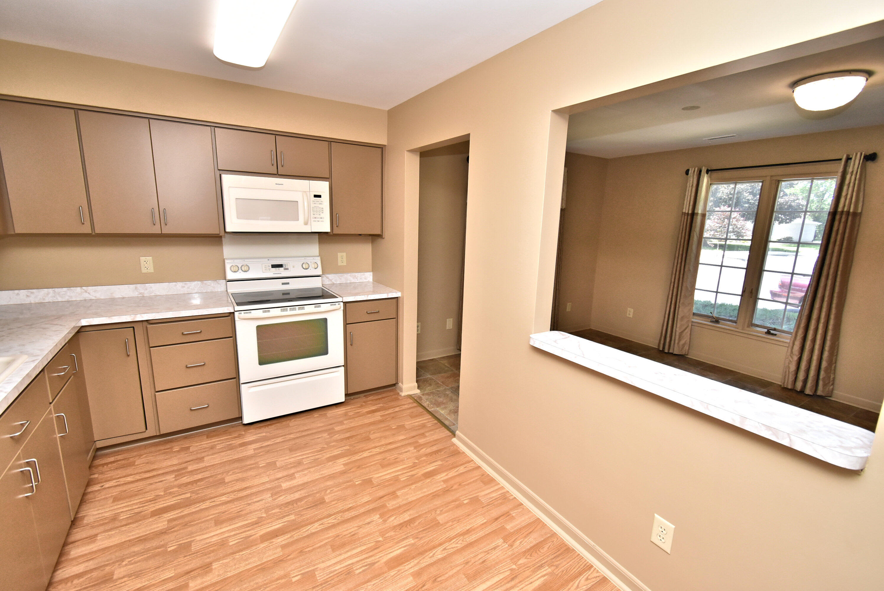 2288 Bordeaux Walk, Highland, IN #D1, 46322; Image #13