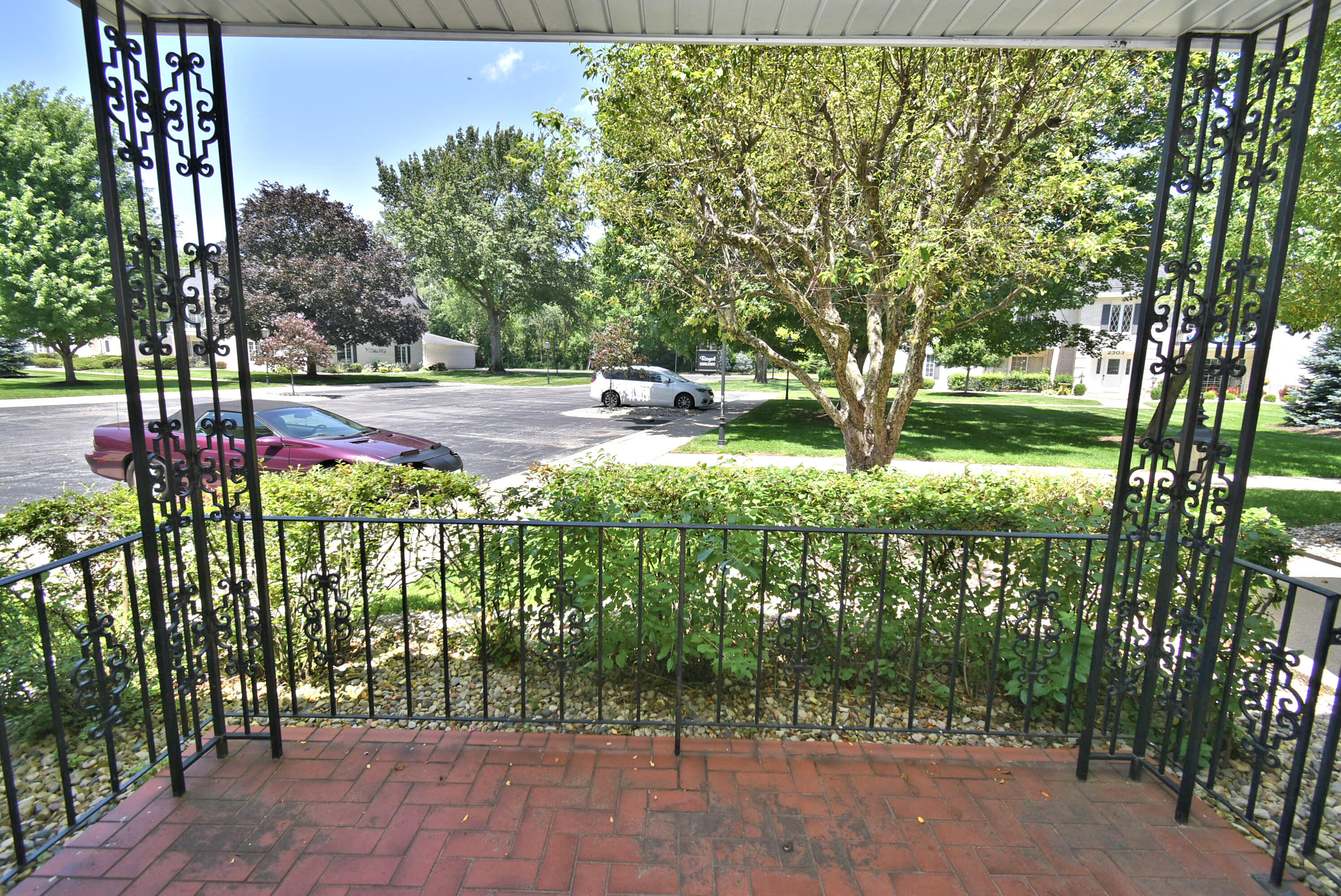 2288 Bordeaux Walk, Highland, IN #D1, 46322; Image #15