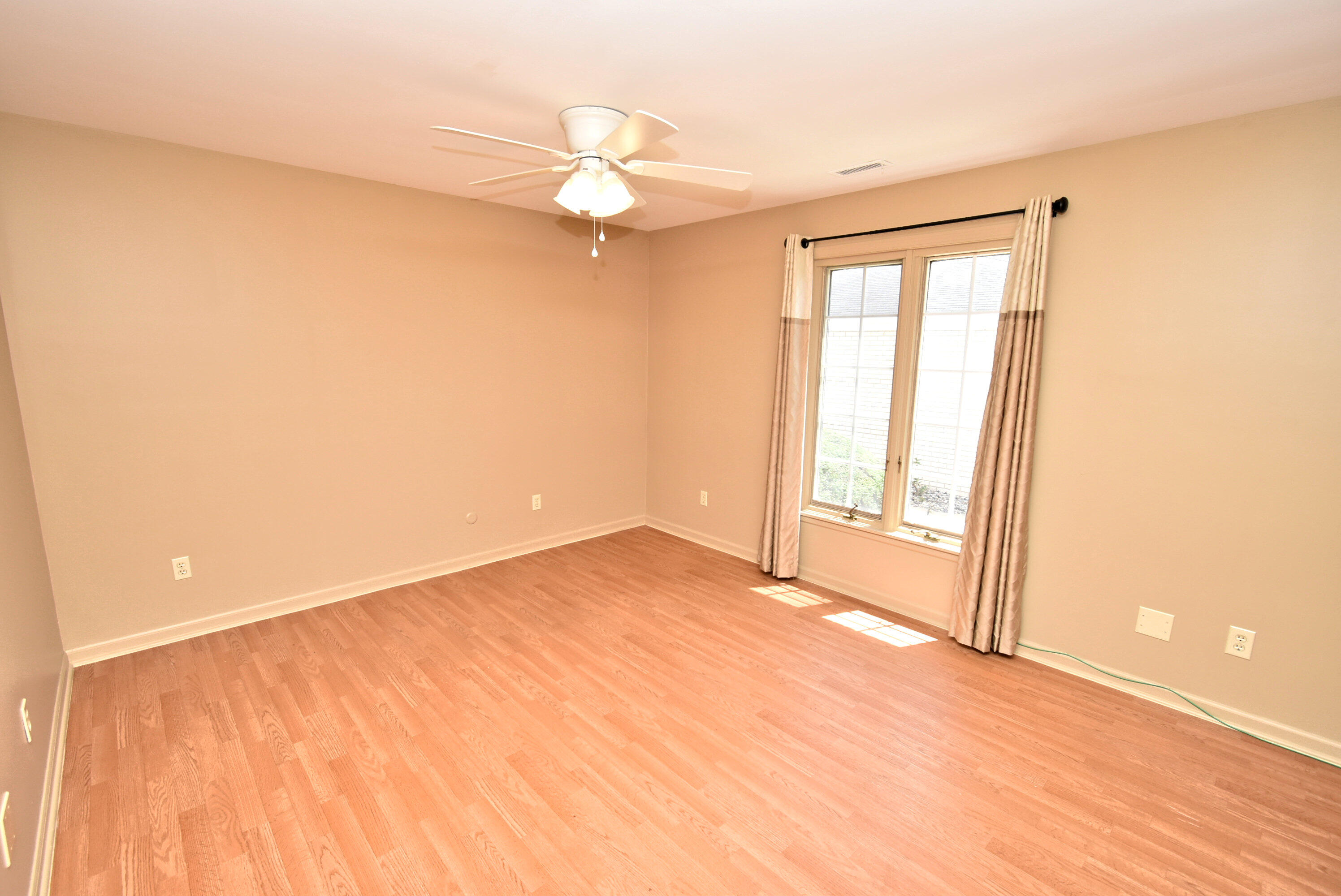 2288 Bordeaux Walk, Highland, IN #D1, 46322; Image #20