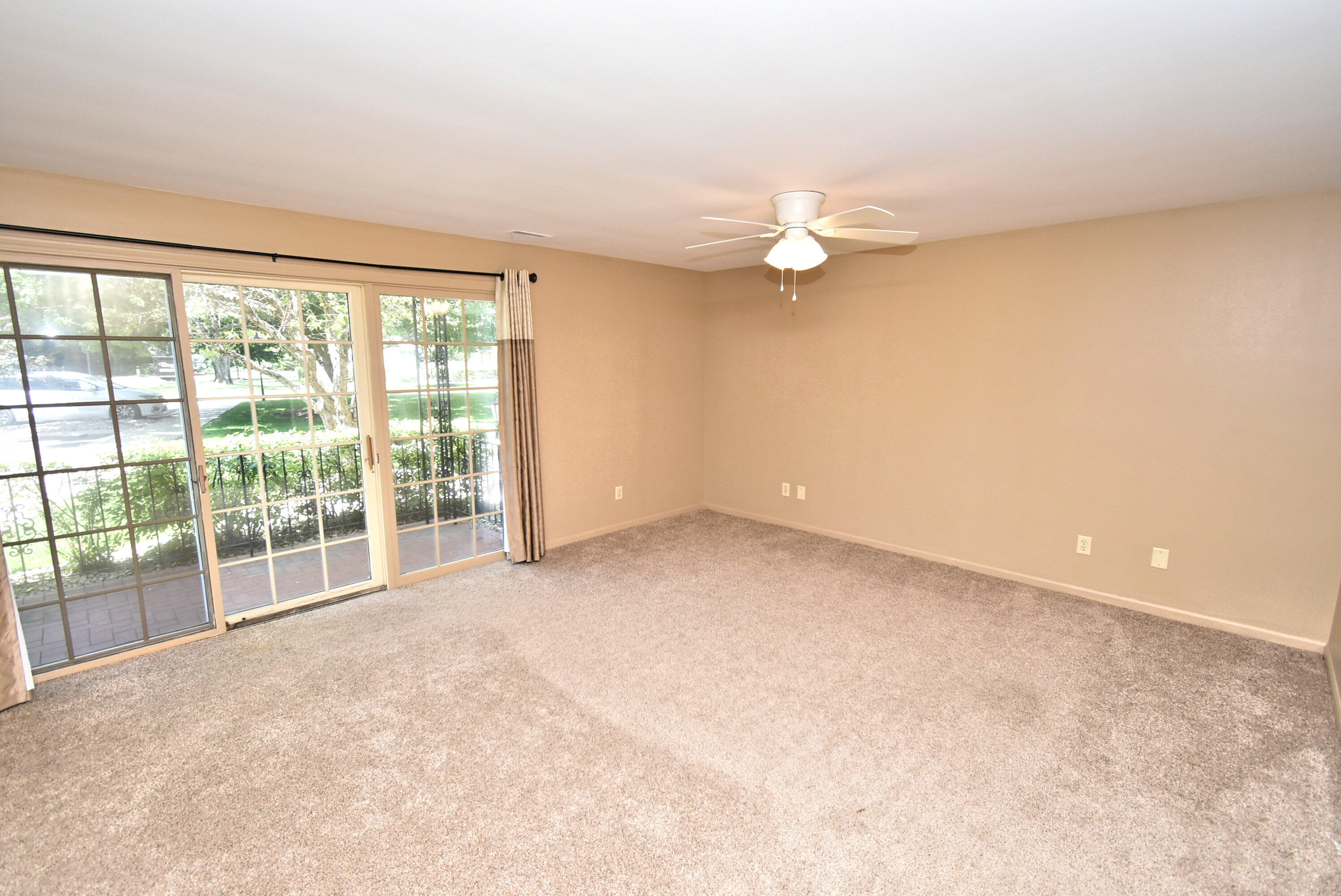 2288 Bordeaux Walk, Highland, IN #D1, 46322; Image #6
