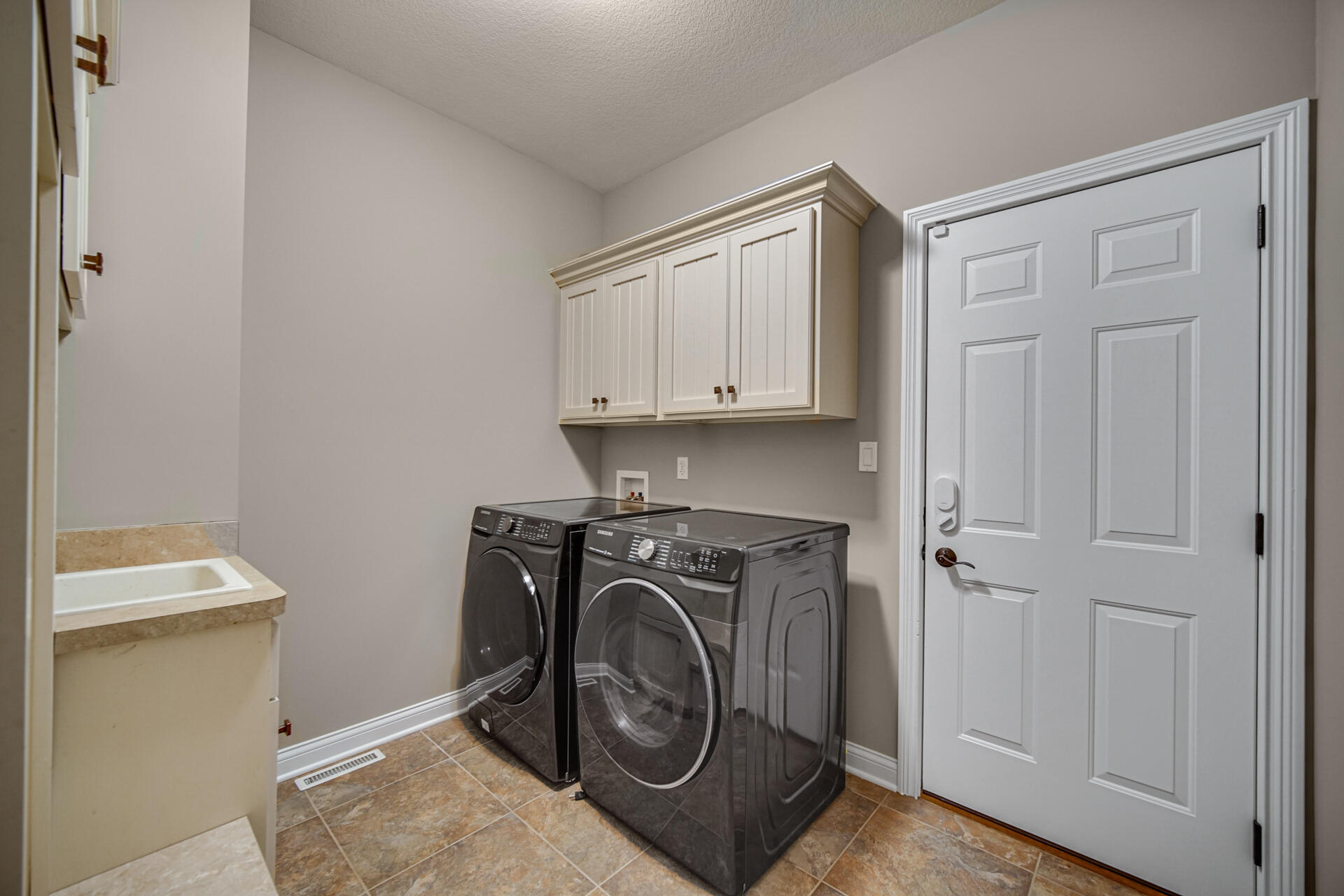 286 Overlook Court, Valparaiso, IN 46385; Image #25