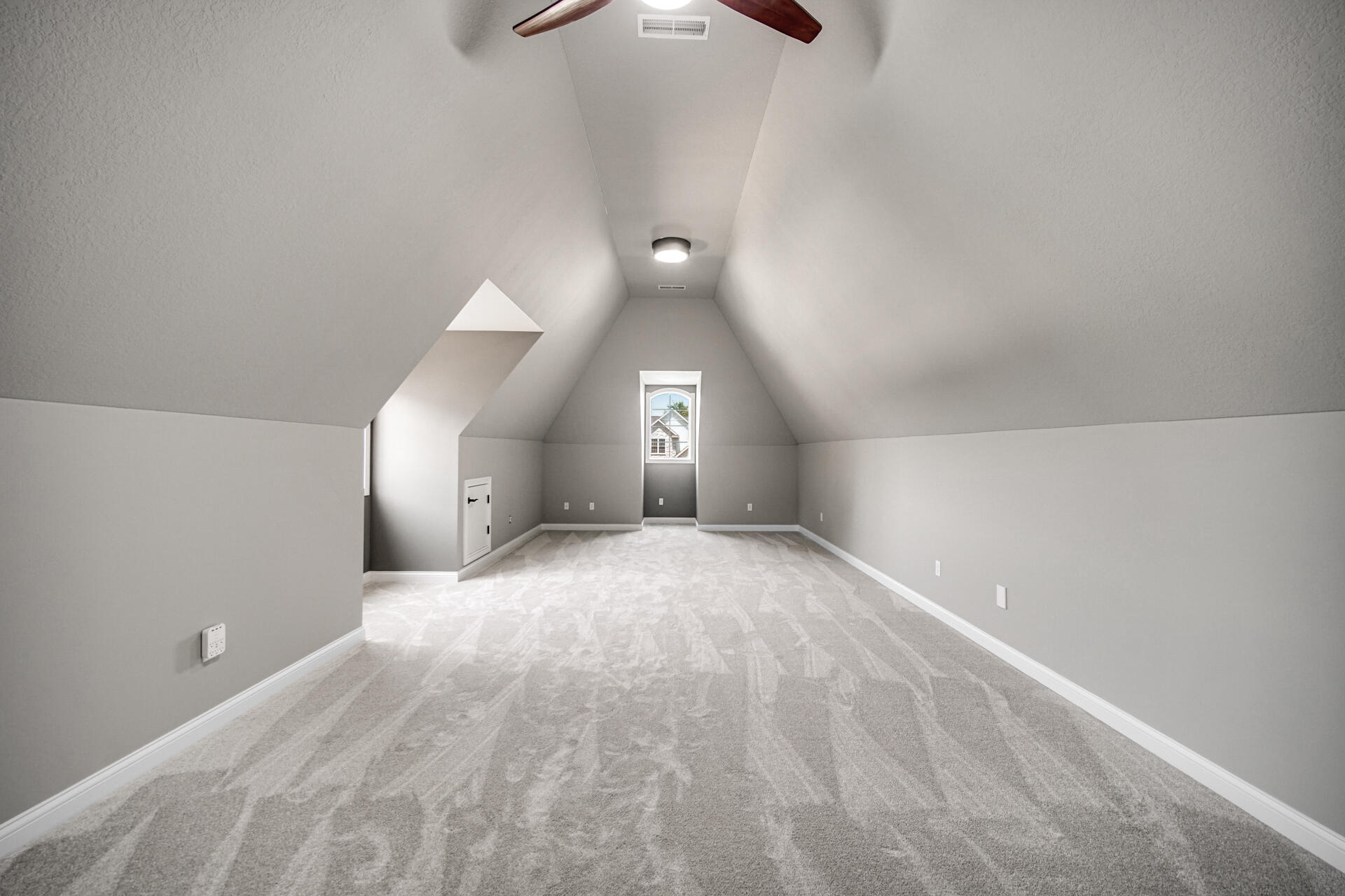 286 Overlook Court, Valparaiso, IN 46385; Image #29