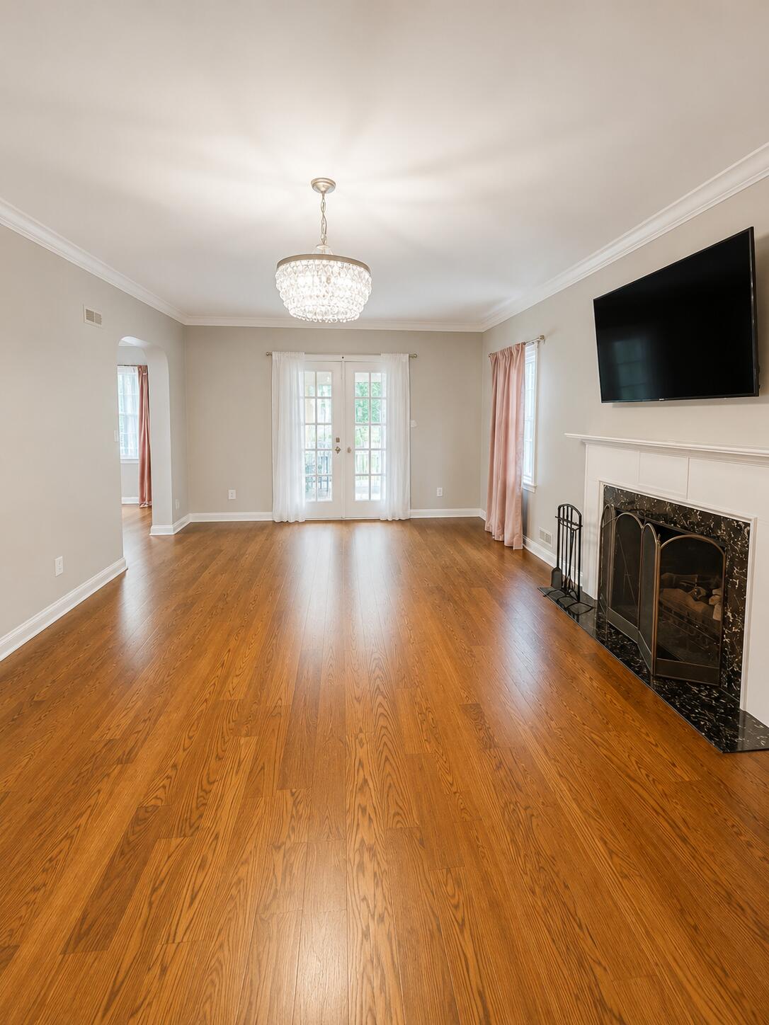 921 Strong Avenue, Elkhart, IN 46514; Image #2