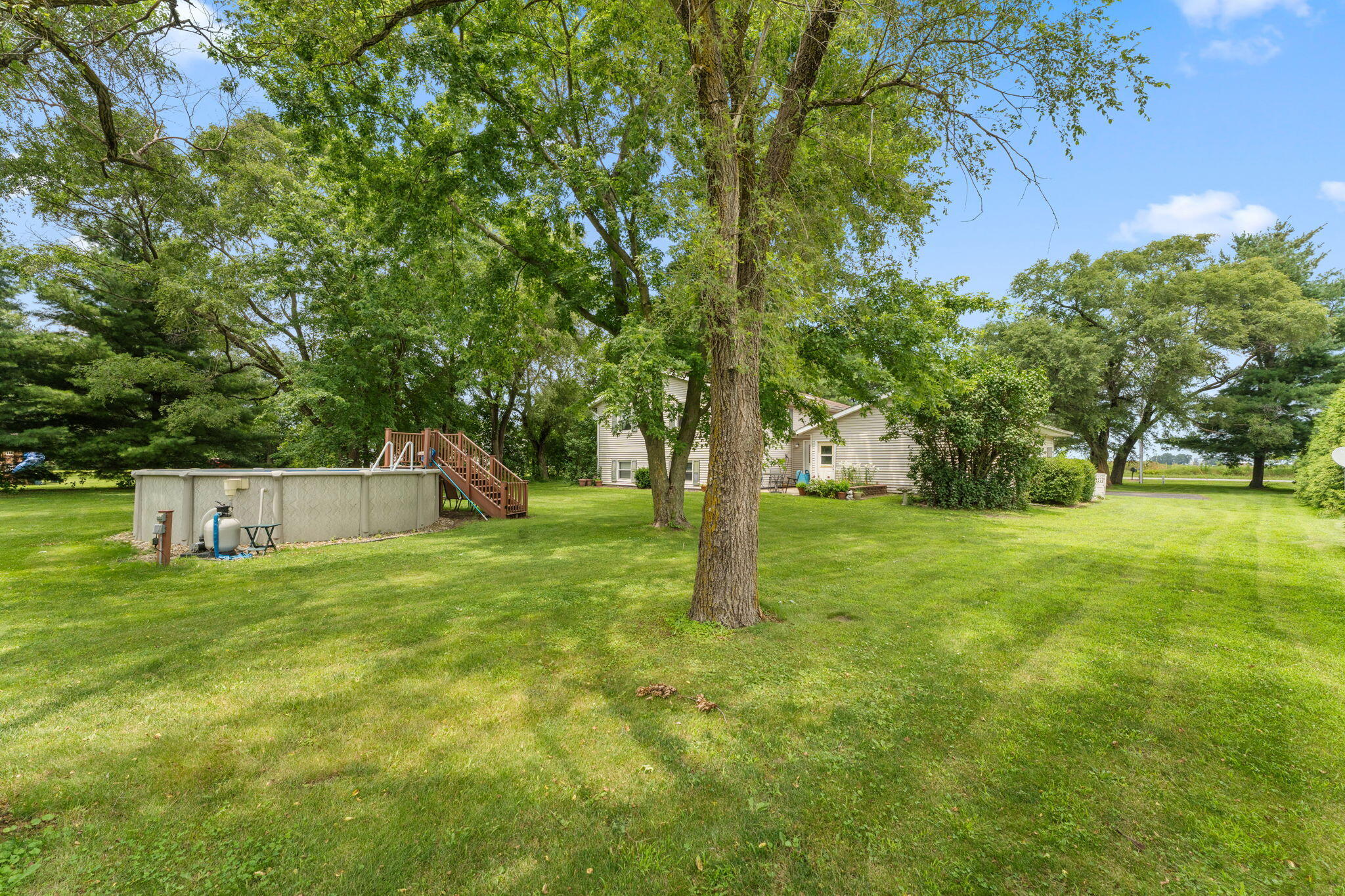 374 E 1125 S, Kouts, IN 46347; Image #32