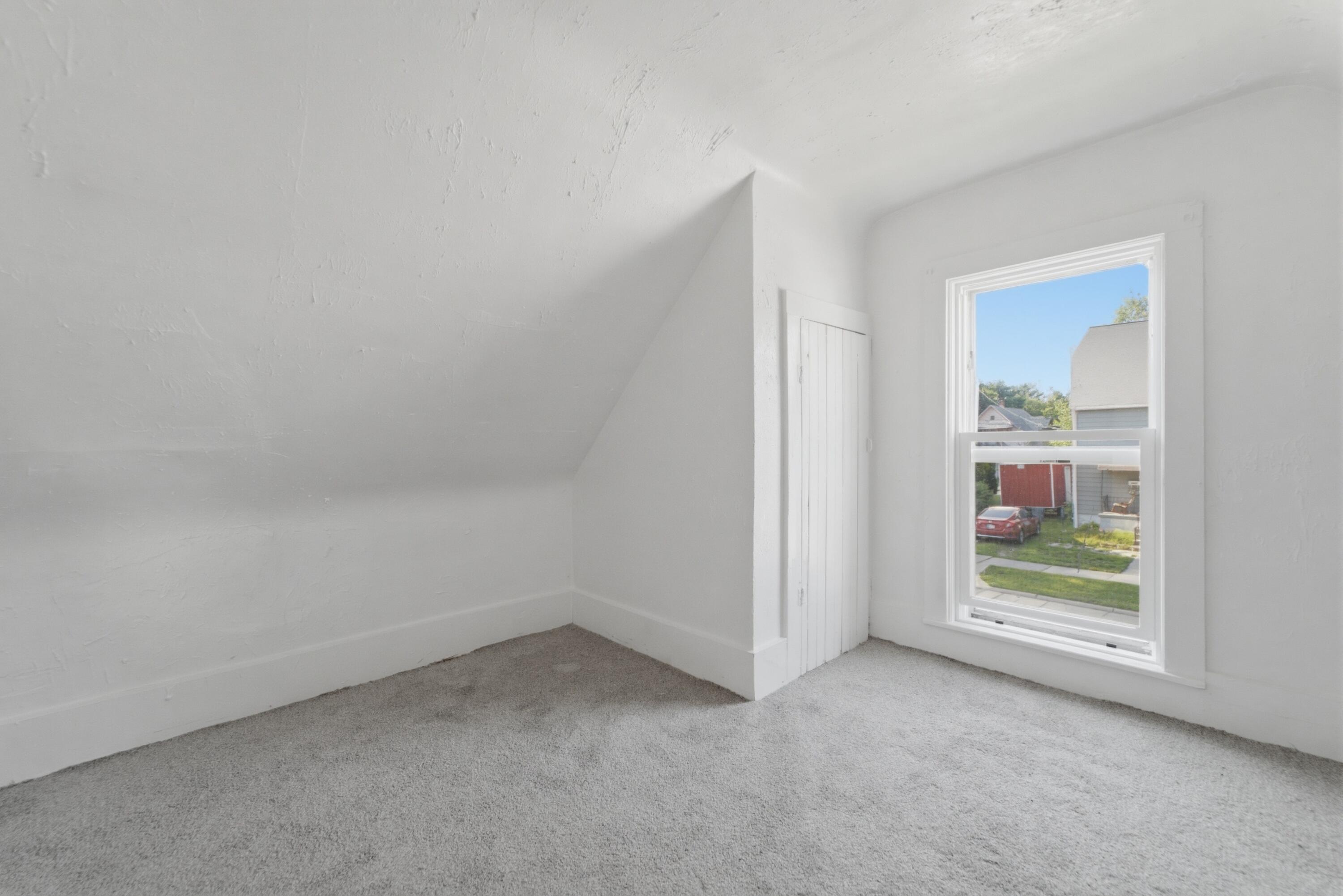 137 E Fulton Street, Michigan City, IN 46360; Image #15