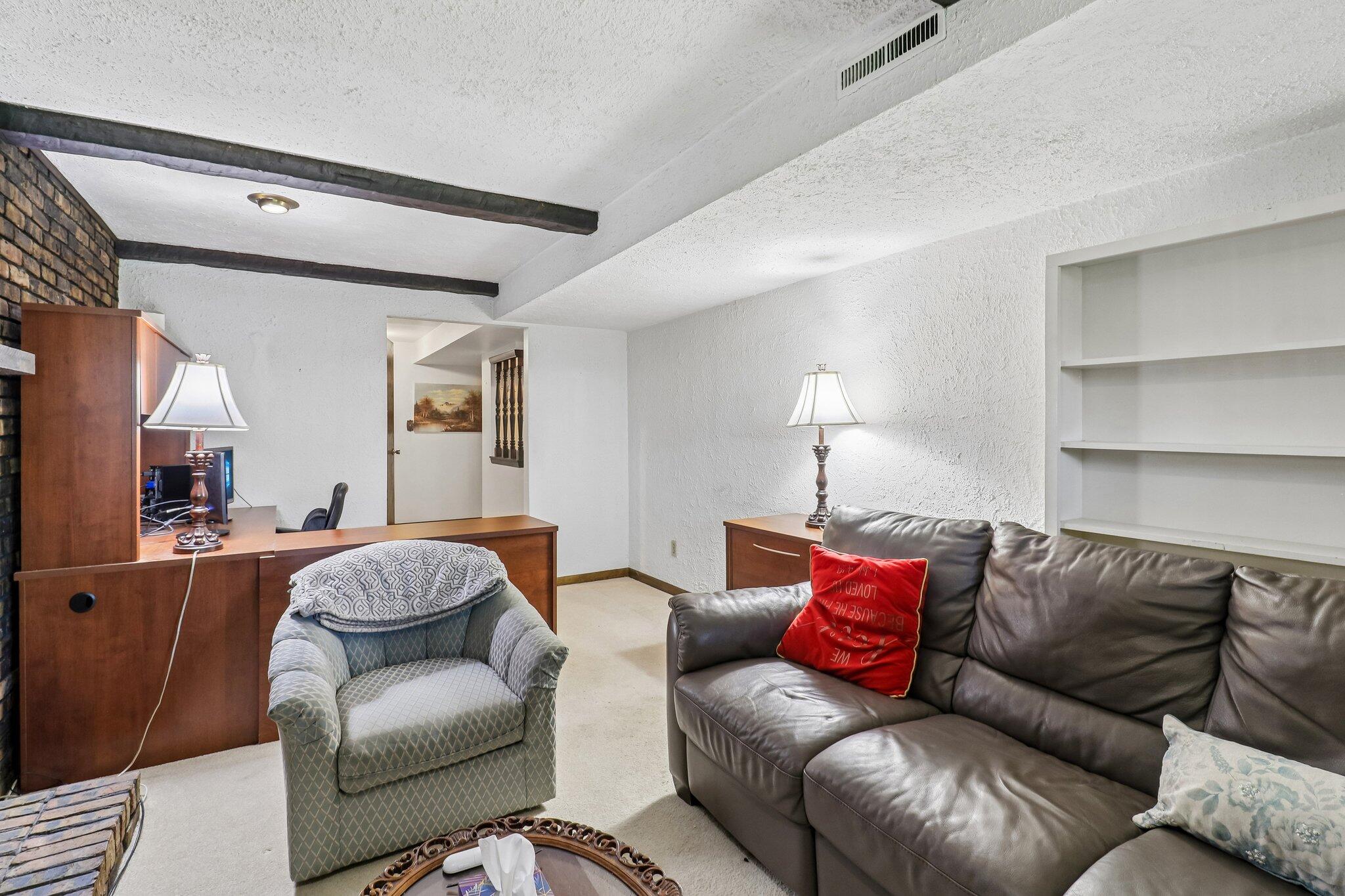 1845 Bluebird Lane, Munster, IN 46321; Image #20