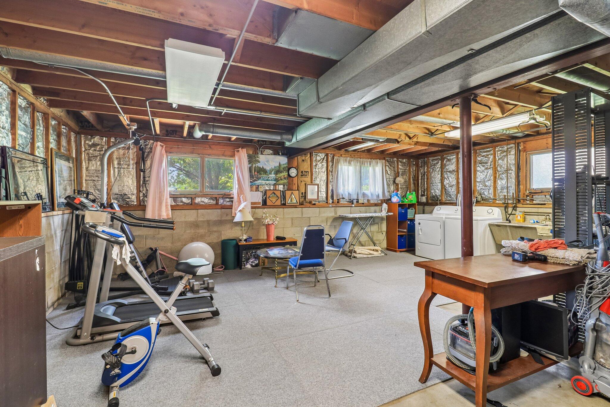 1845 Bluebird Lane, Munster, IN 46321; Image #38