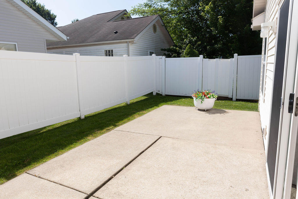 11141 Briarcliff Court, Crown Point, IN 46307; Image #29