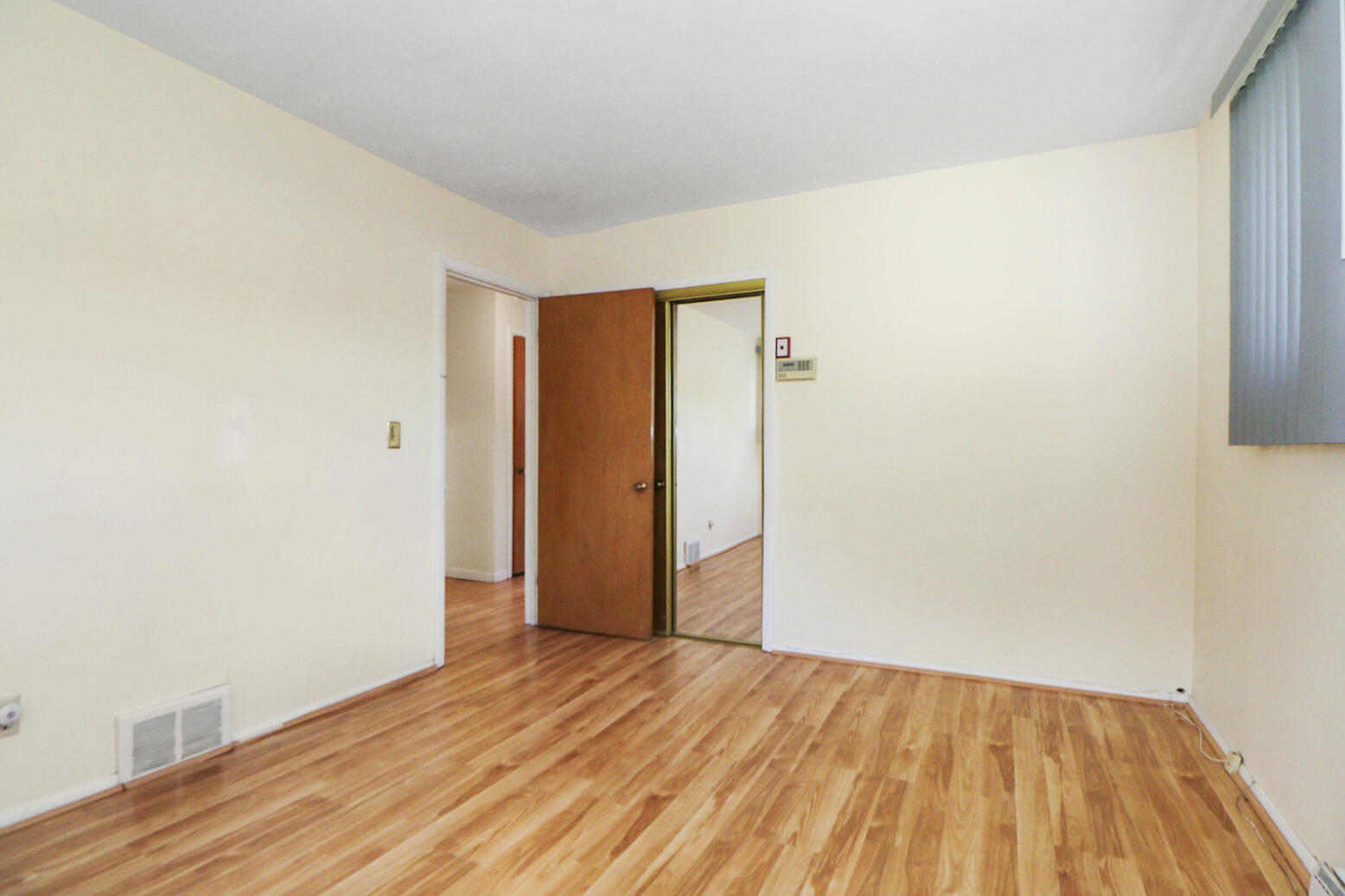 530 E 52nd Place, Merrillville, IN 46410; Image #17