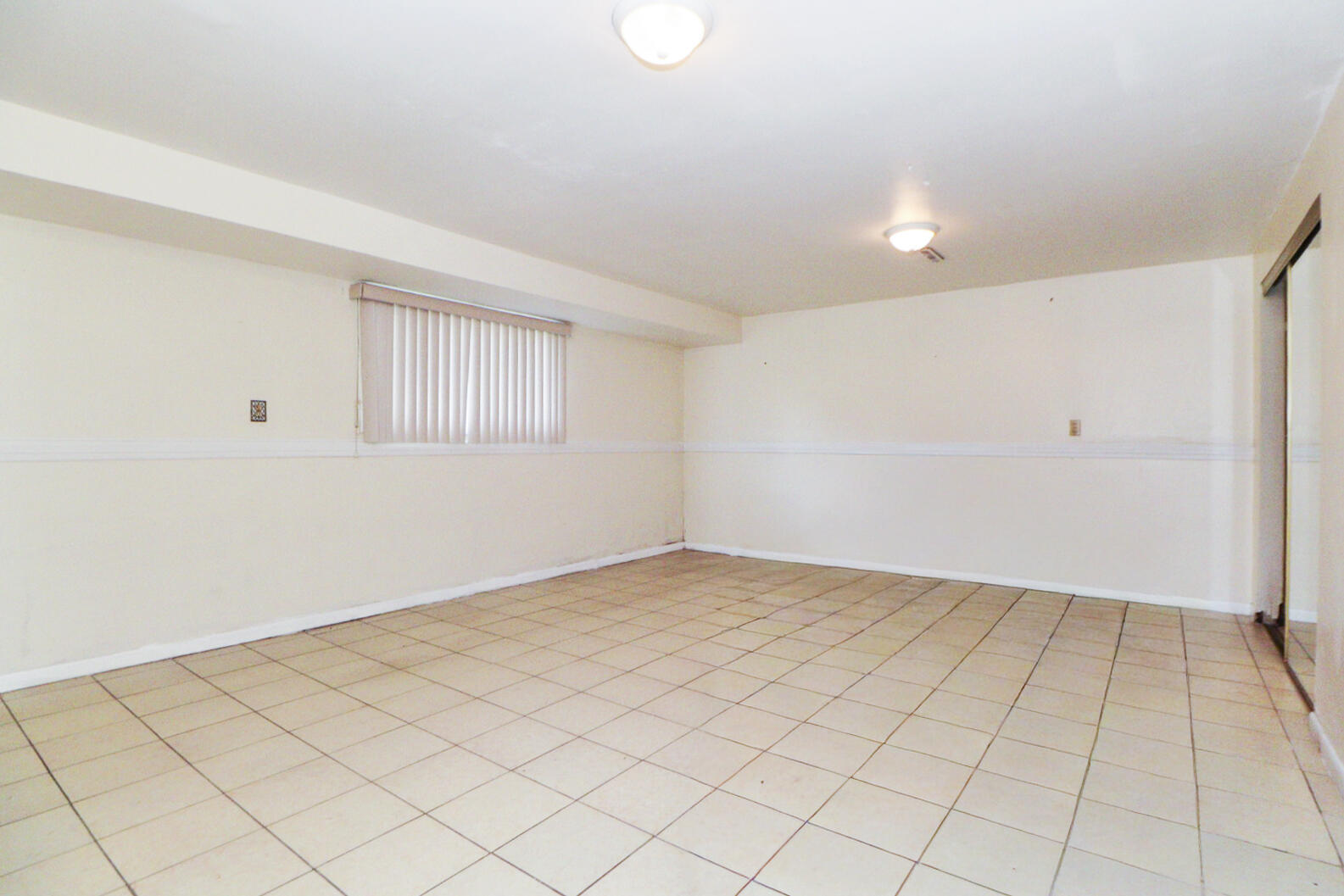 530 E 52nd Place, Merrillville, IN 46410; Image #25
