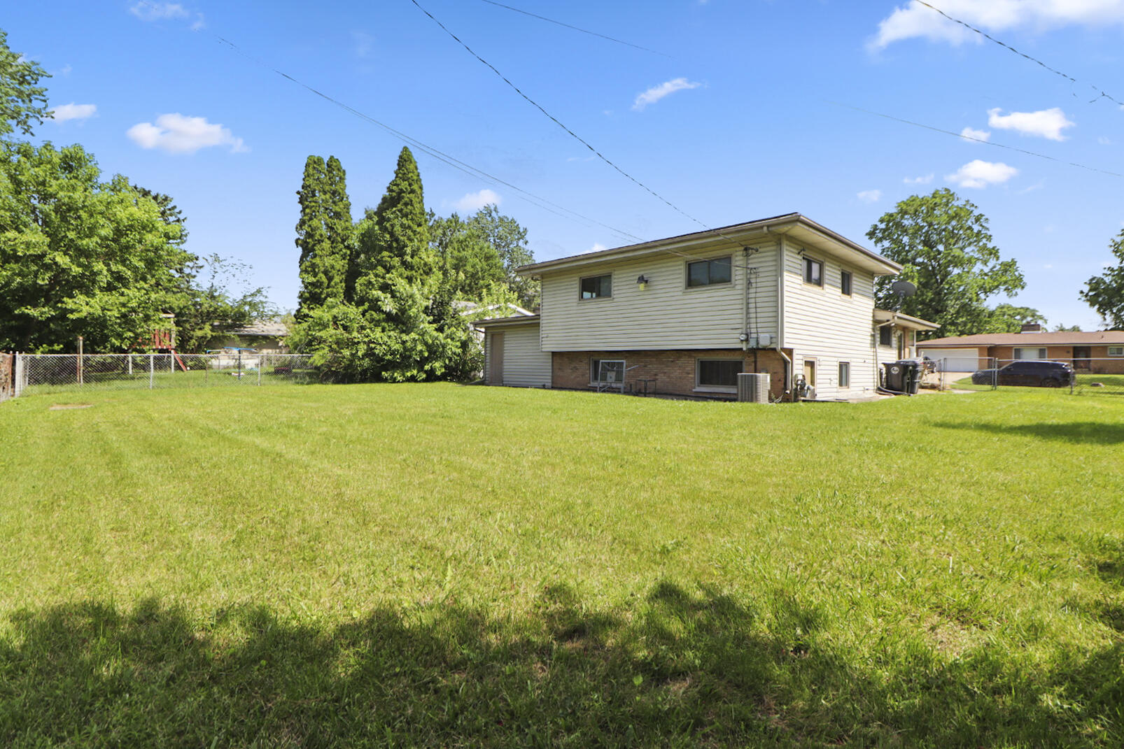 530 E 52nd Place, Merrillville, IN 46410; Image #29