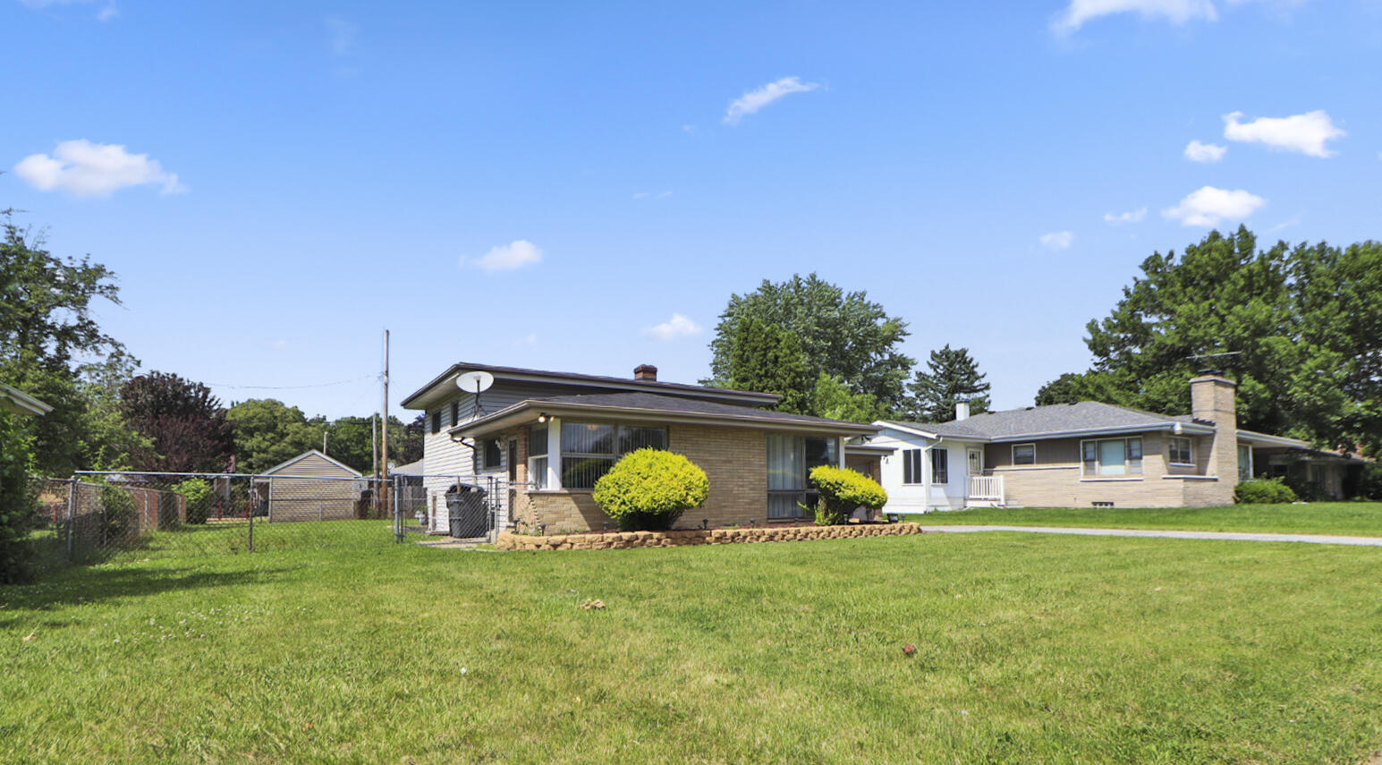 530 E 52nd Place, Merrillville, IN 46410; Image #3