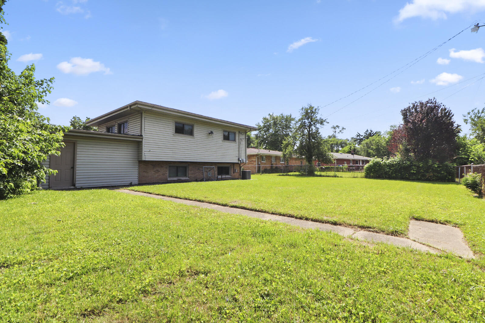 530 E 52nd Place, Merrillville, IN 46410; Image #30