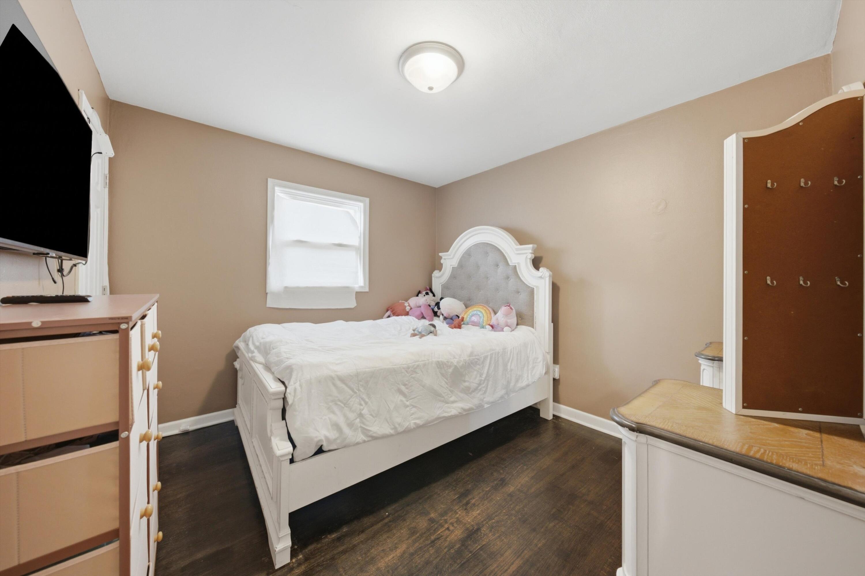 4152 Pierce Street, Gary, IN 46408; Image #12