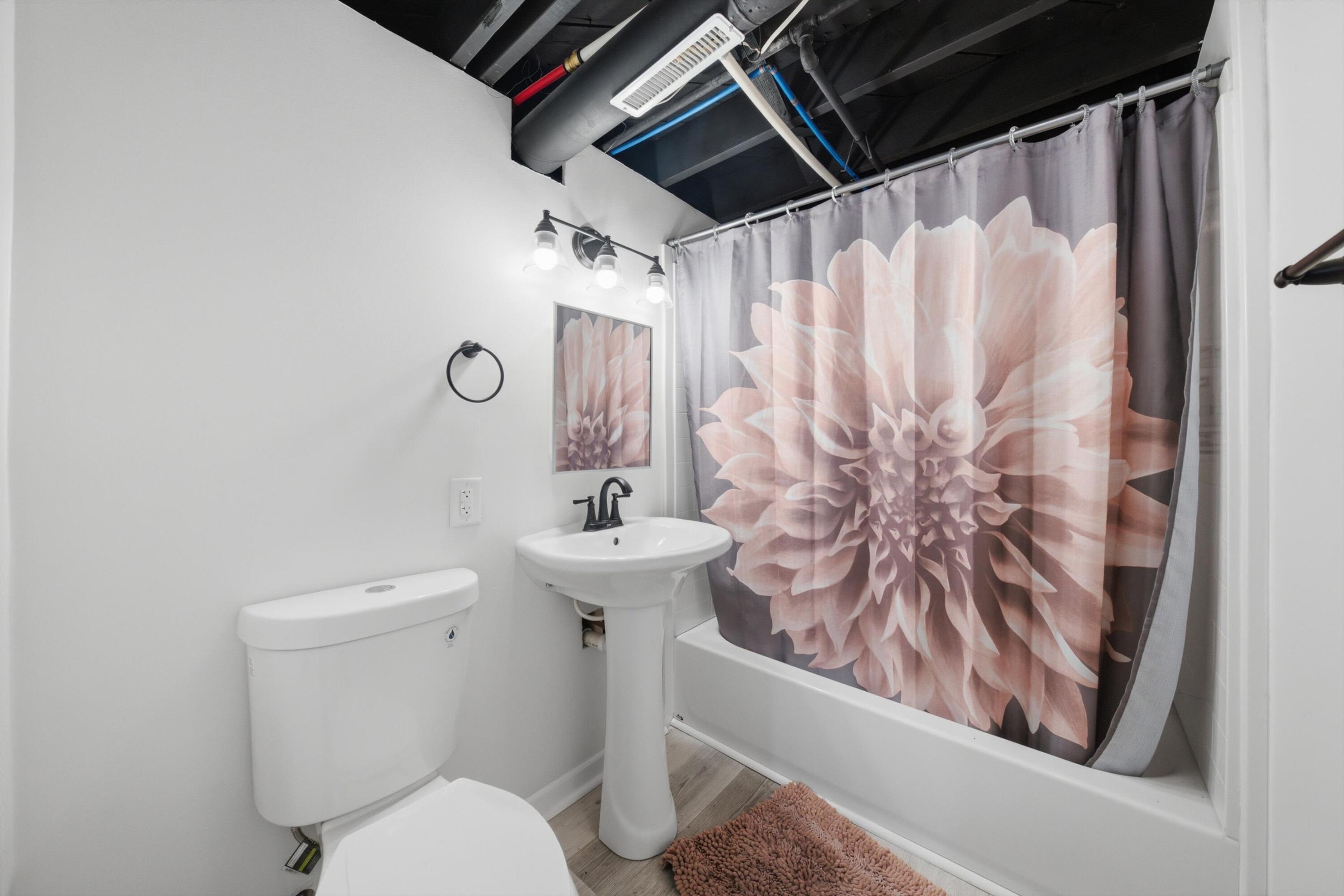 4152 Pierce Street, Gary, IN 46408; Image #9