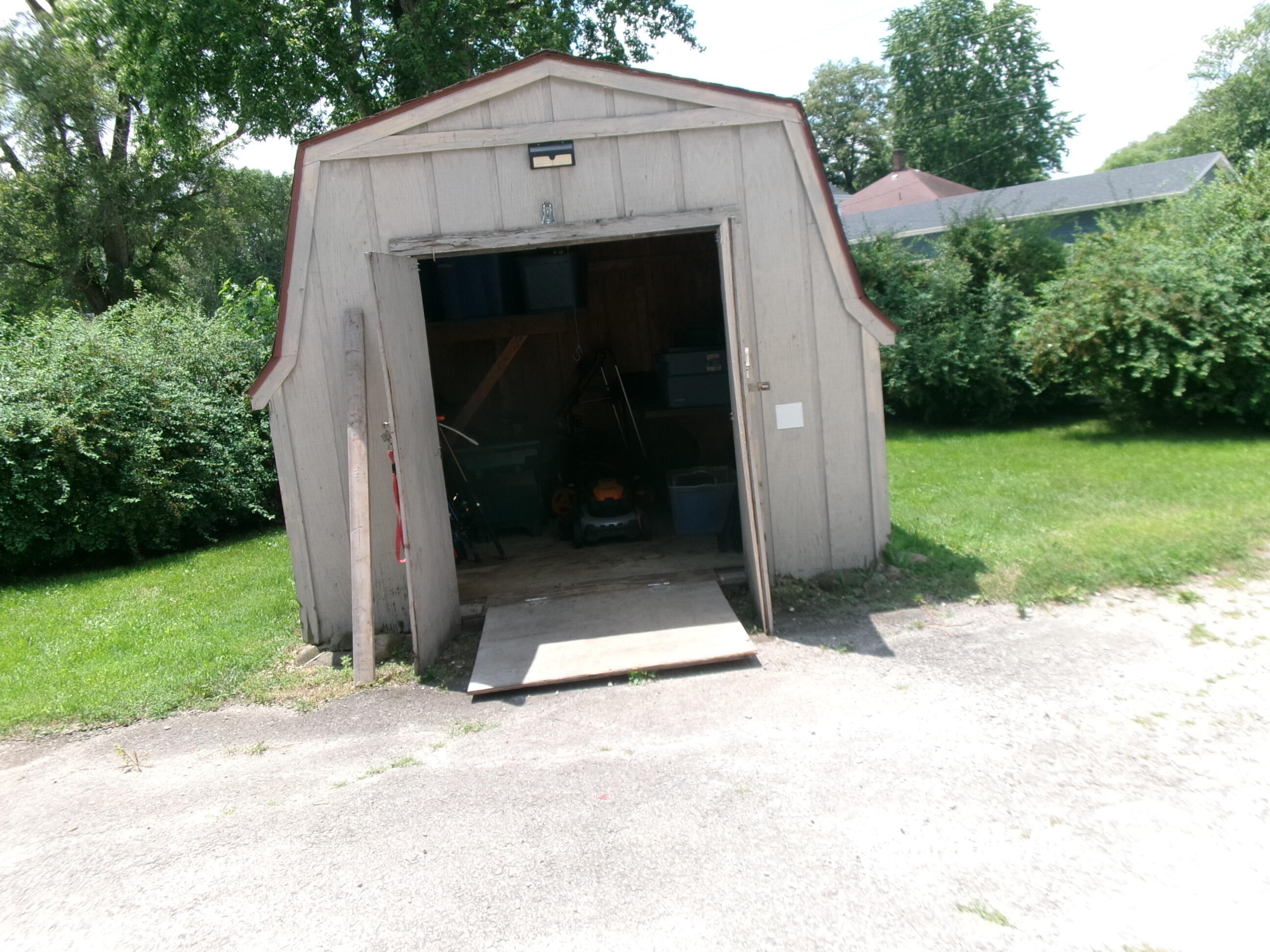 703 N 1st, Kentland, IN 47951; Image #11