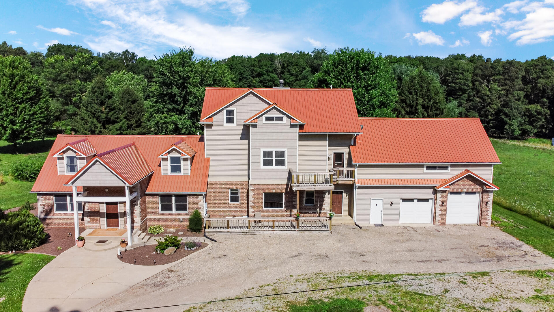 7692 N Emery Road, Rolling Prairie, IN 46371; Image #13