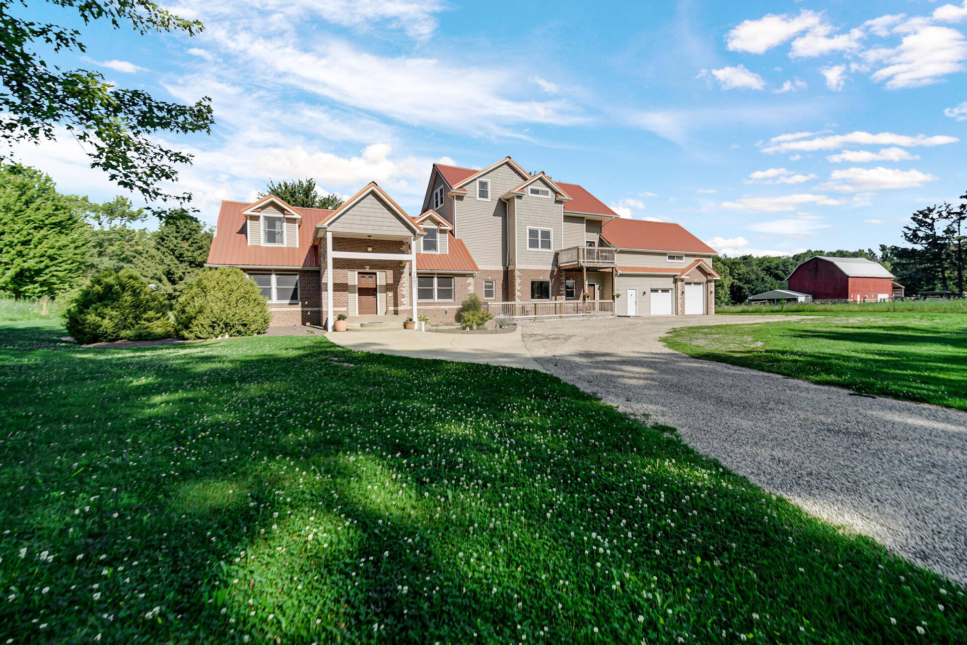 7692 N Emery Road, Rolling Prairie, IN 46371; Image #2