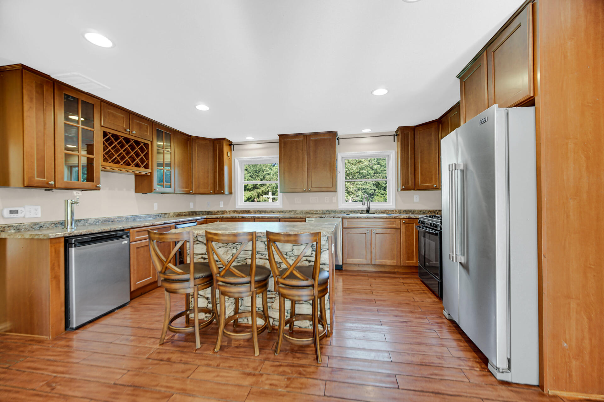 7692 N Emery Road, Rolling Prairie, IN 46371; Image #6