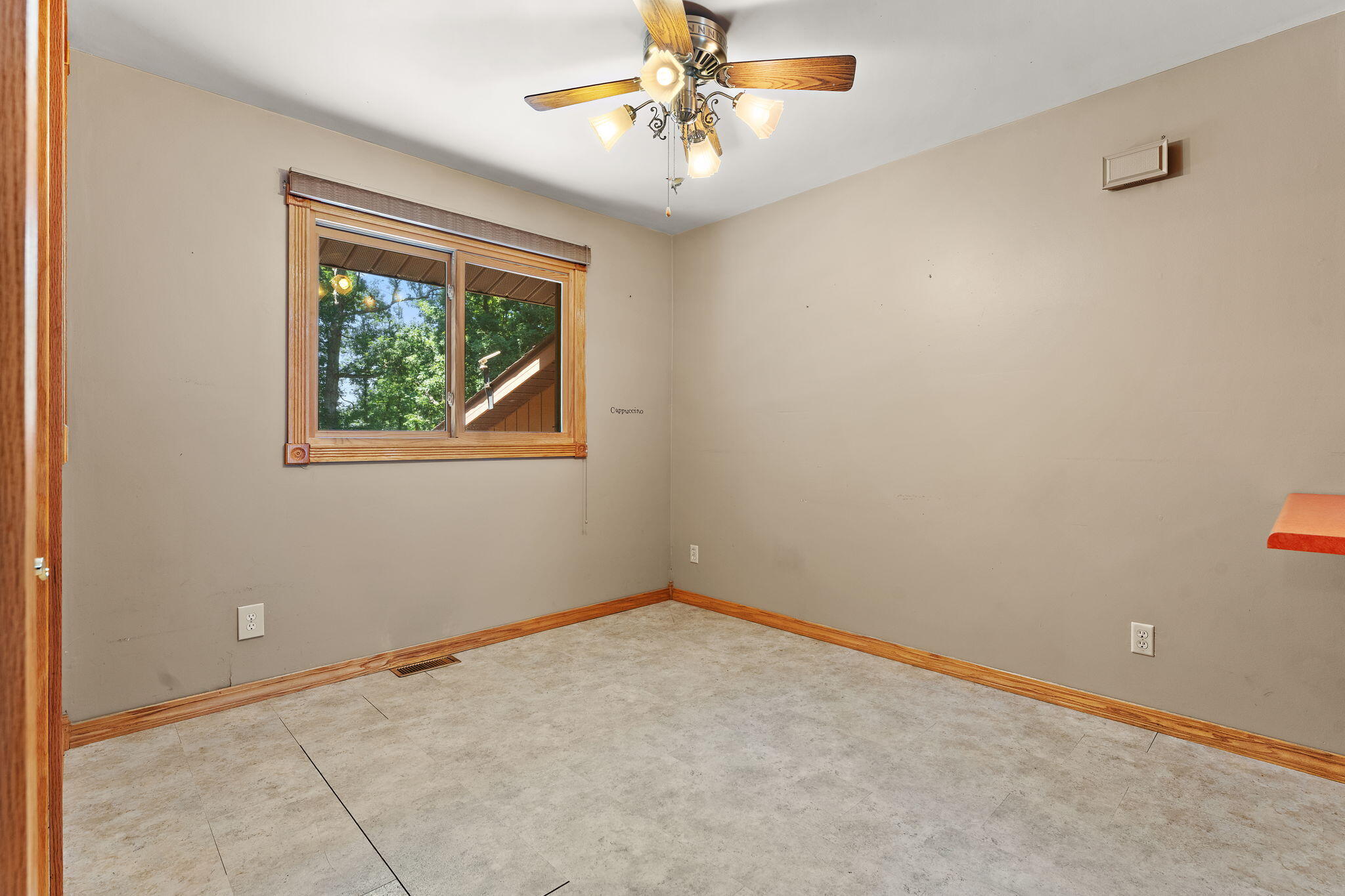 1089 N 200 W, Chesterton, IN 46304; Image #15