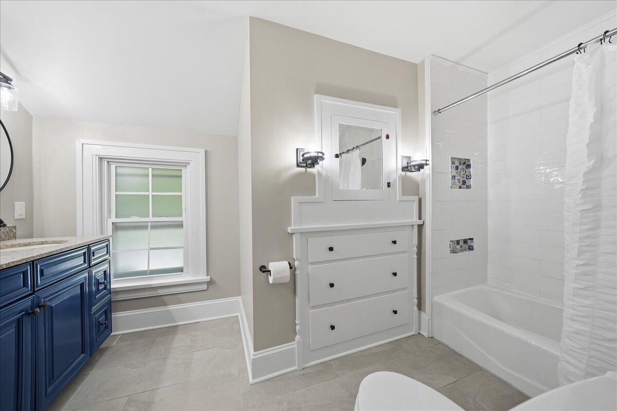 3 Harrison Boulevard, Valparaiso, IN 46383; Image #38