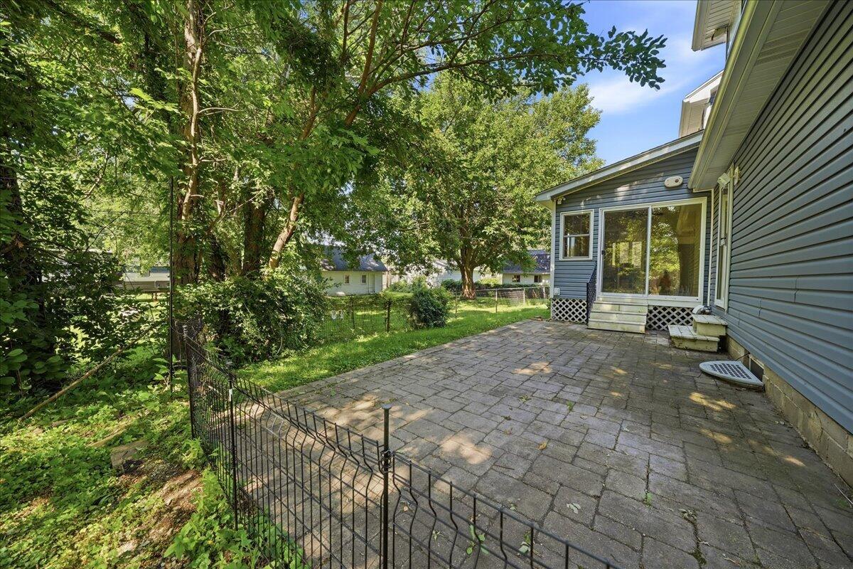 3 Harrison Boulevard, Valparaiso, IN 46383; Image #4