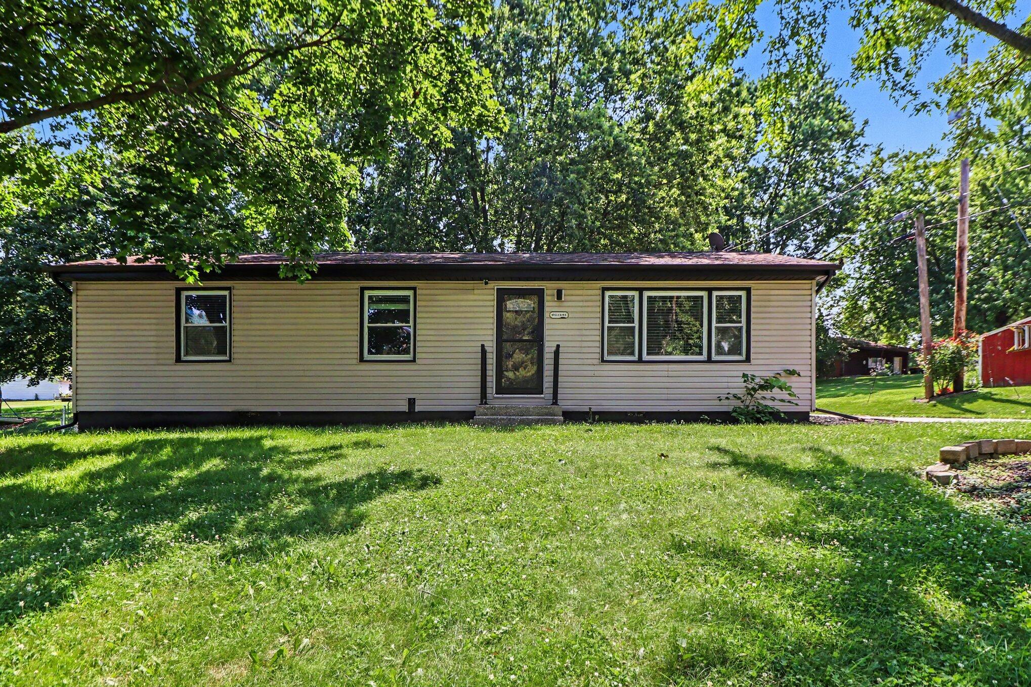 455 Marian Drive, Valparaiso, IN 46385; Image #2