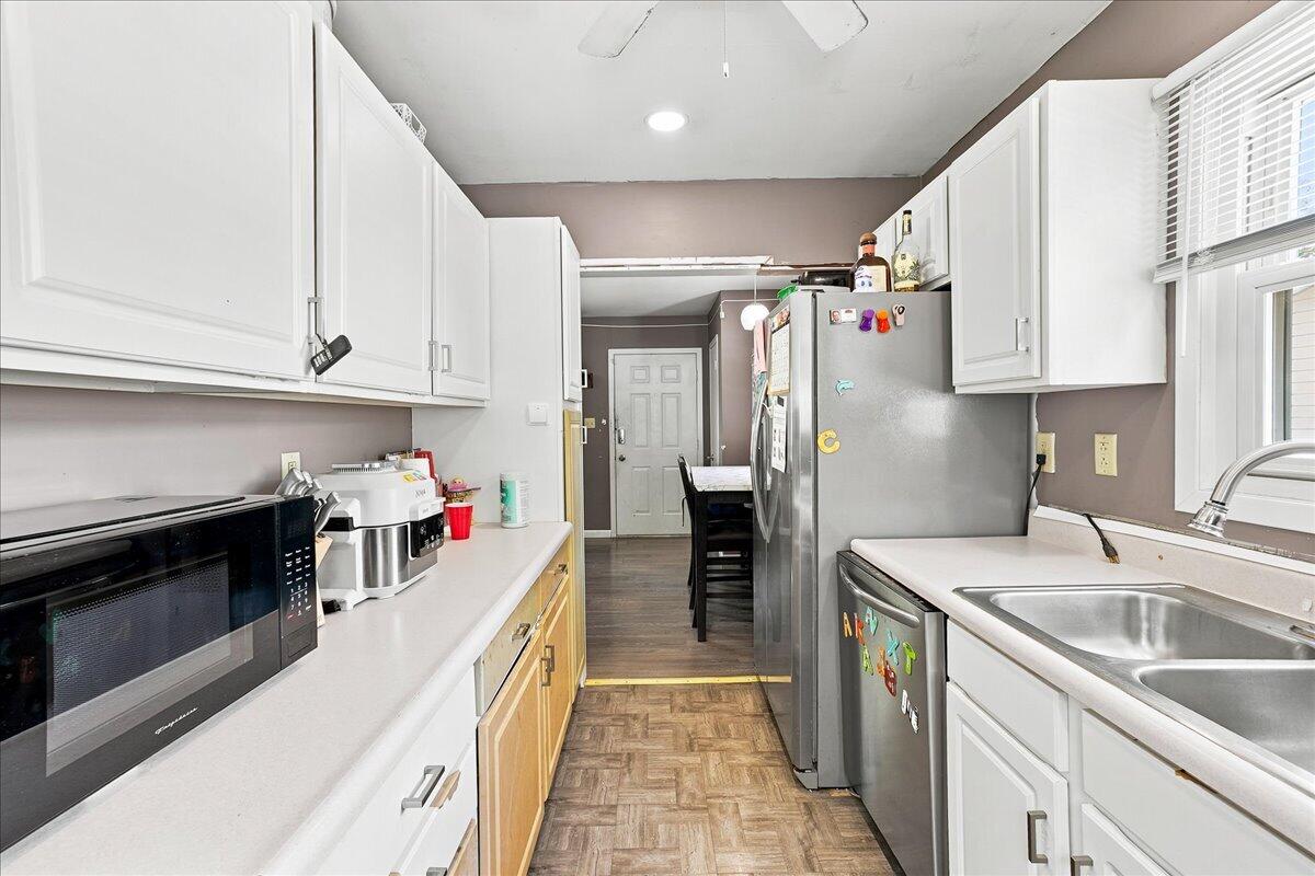 1112 E 39th Place, Griffith, IN 46319; Image #5