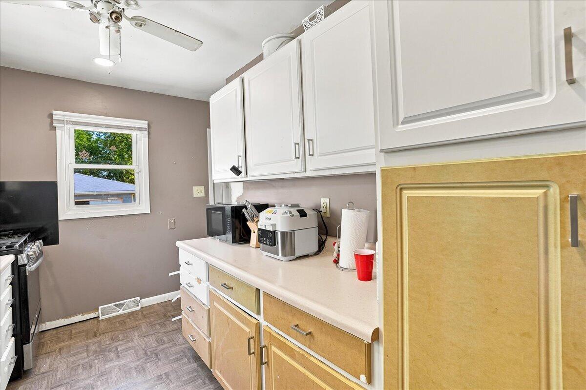 1112 E 39th Place, Griffith, IN 46319; Image #8