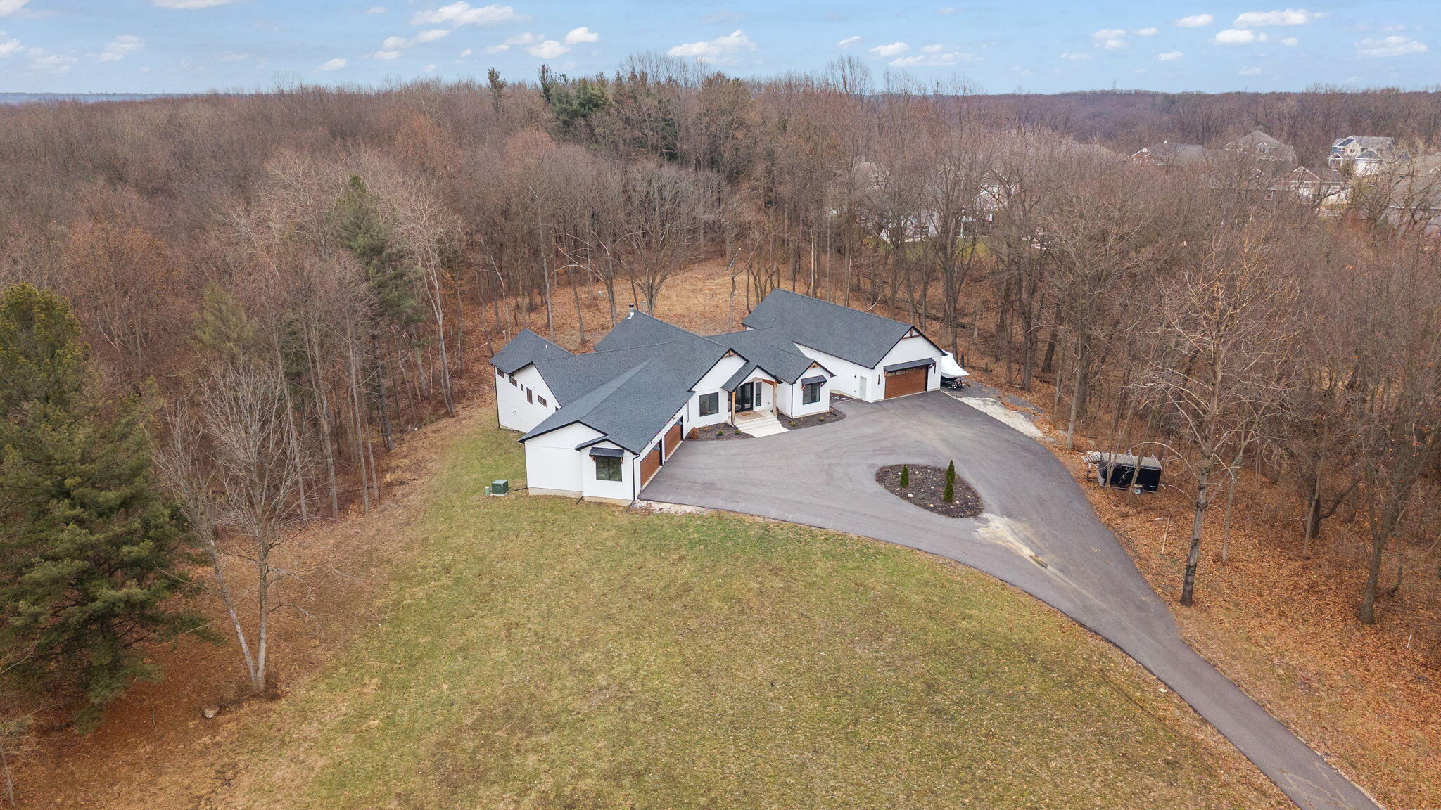 151 County Rd 350 W, Valparaiso, IN 46385; Image #8