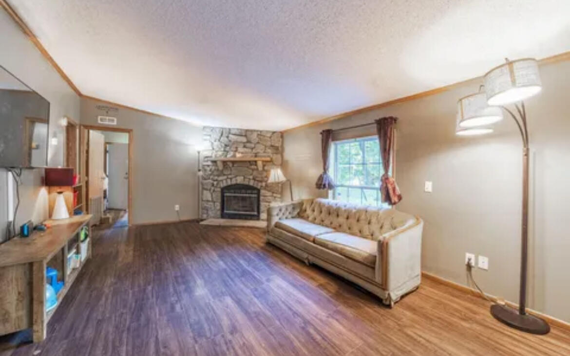 688 County Road 1100 S, Wolcott, IN 47995; Image #14