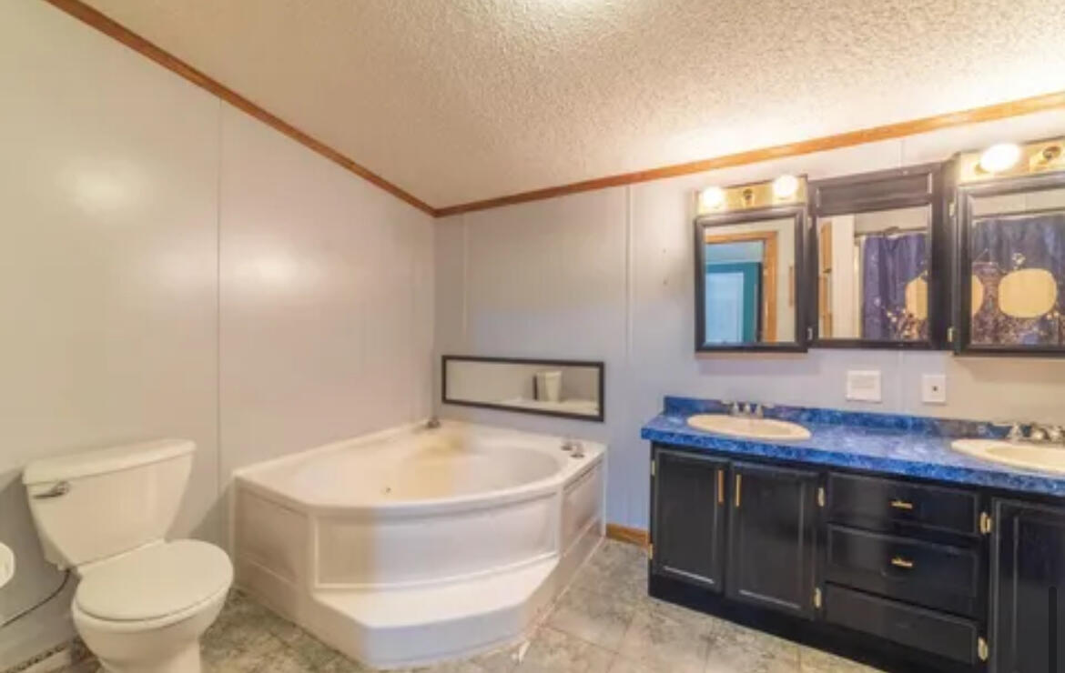 688 County Road 1100 S, Wolcott, IN 47995; Image #22