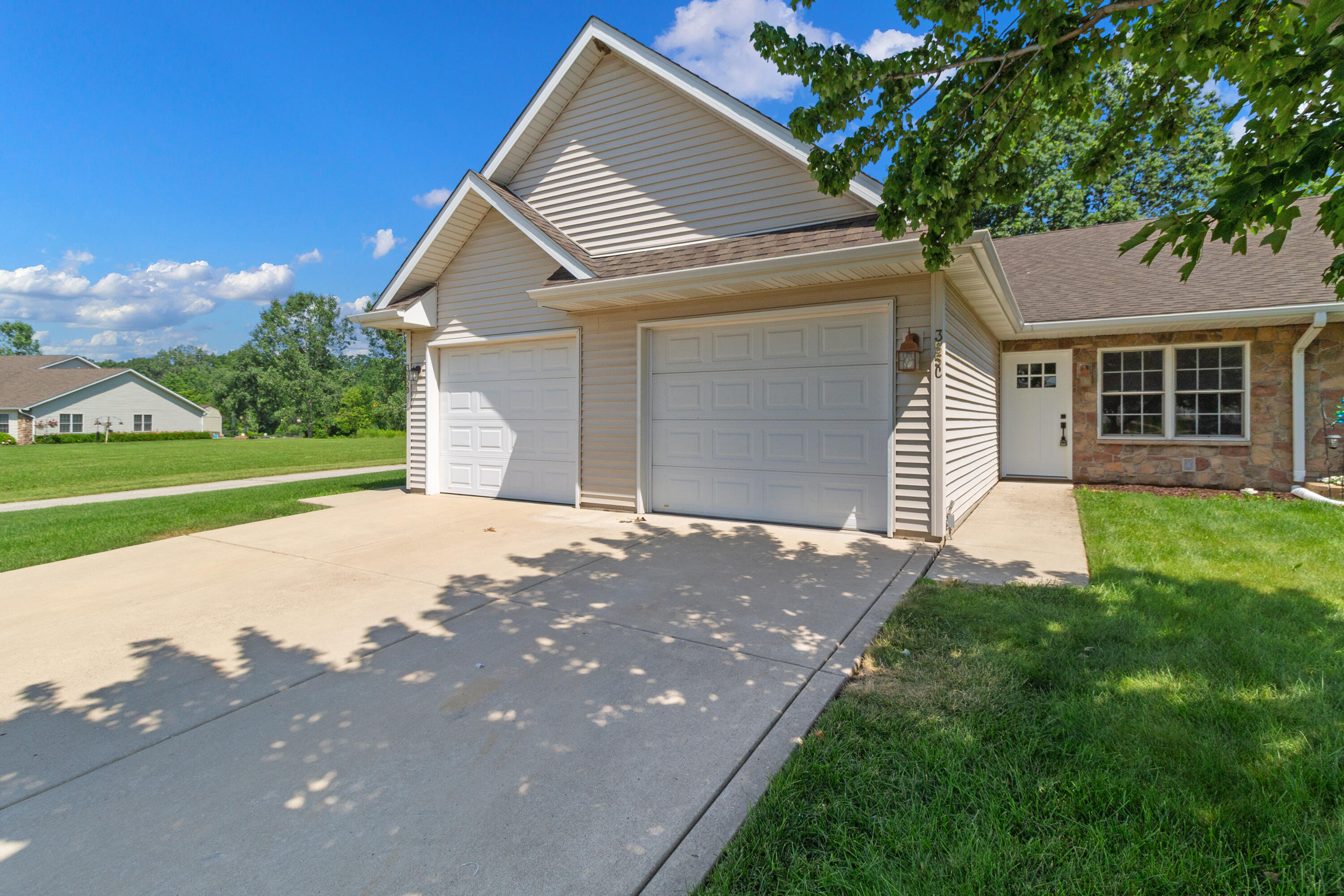 355 S Boo Road, Chesterton, IN 46304; Image #3