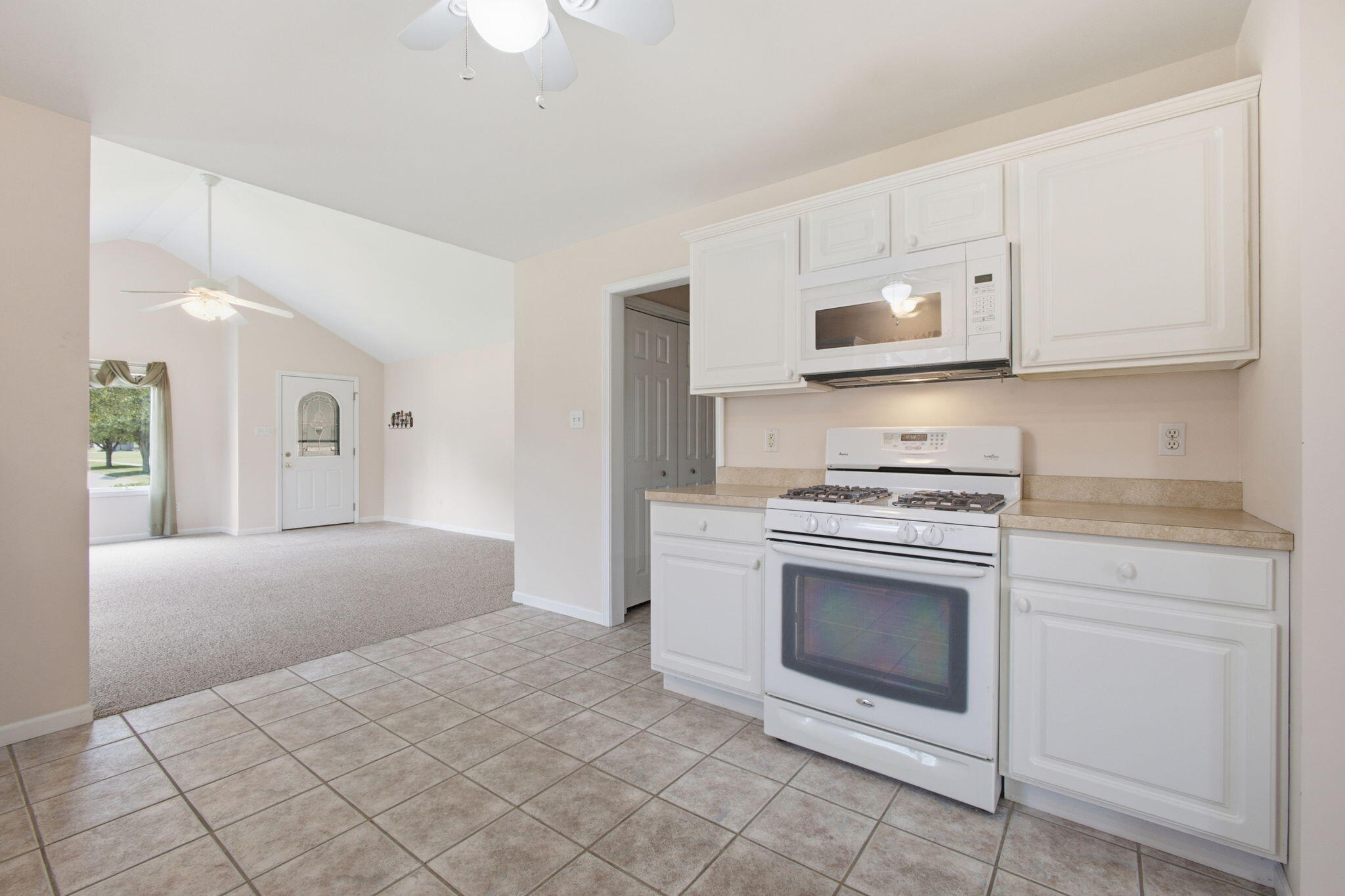 1001 Carnation Street SE, DeMotte, IN #B, 46310; Image #11