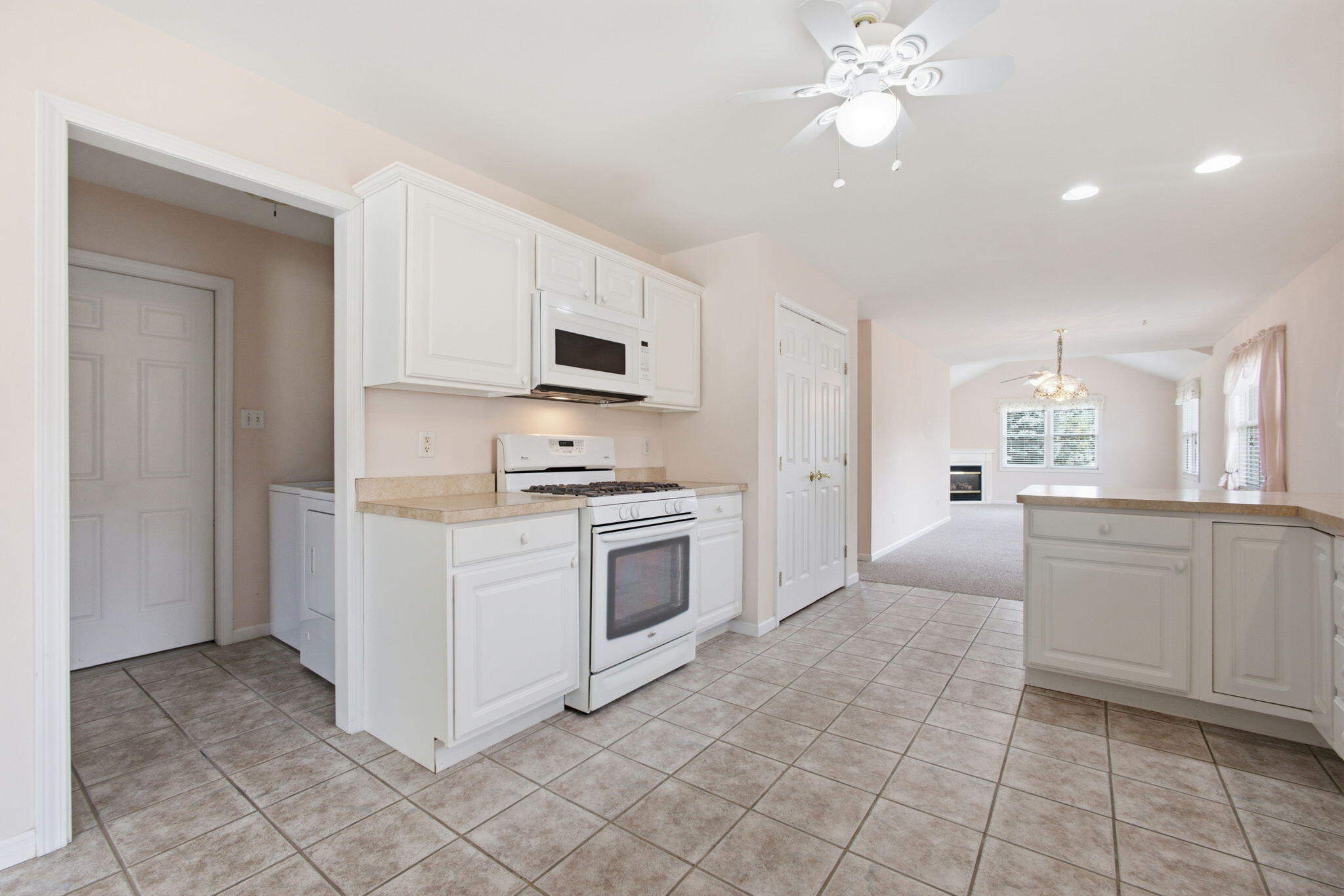 1001 Carnation Street SE, DeMotte, IN #B, 46310; Image #12
