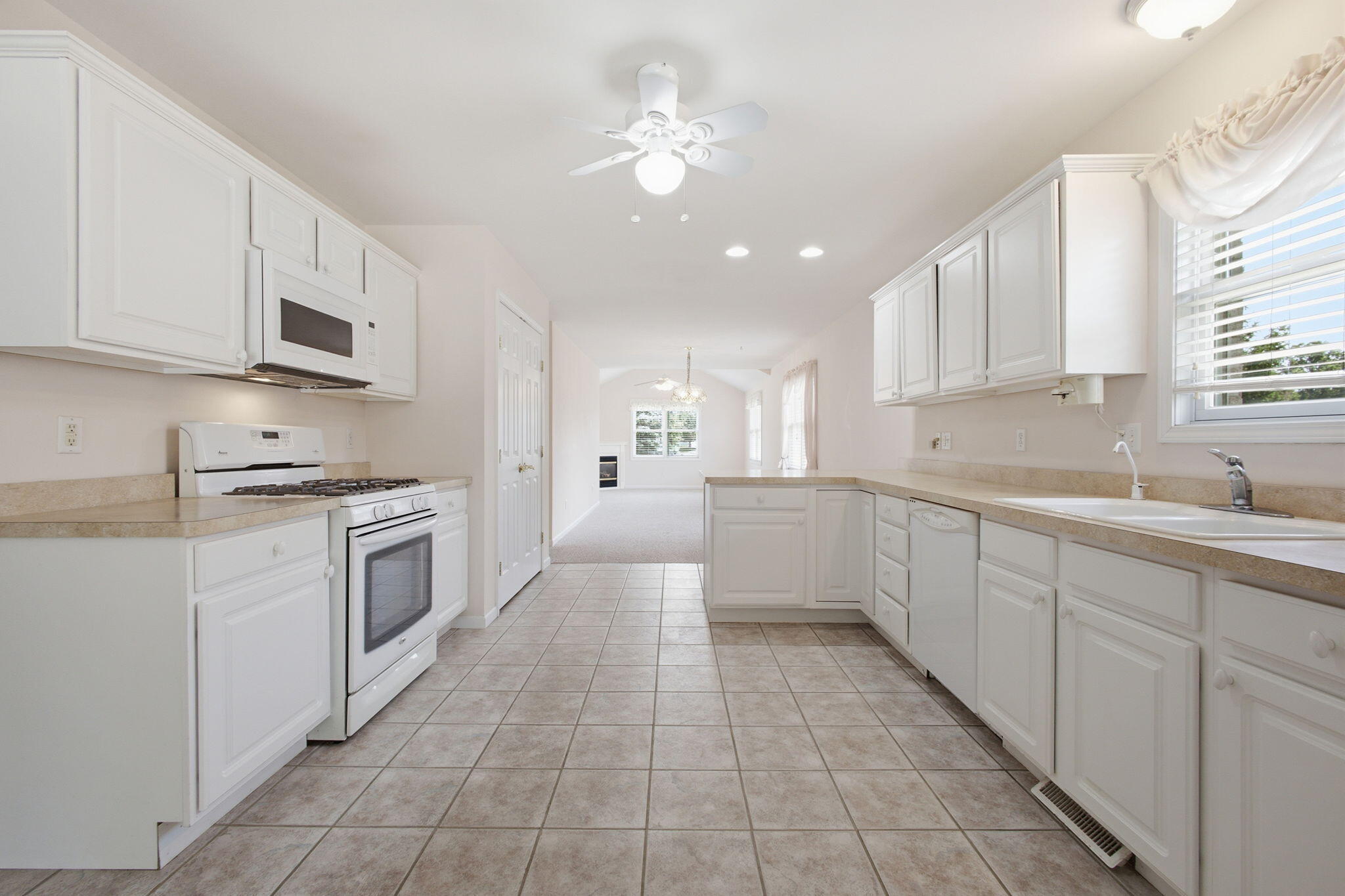 1001 Carnation Street SE, DeMotte, IN #B, 46310; Image #6