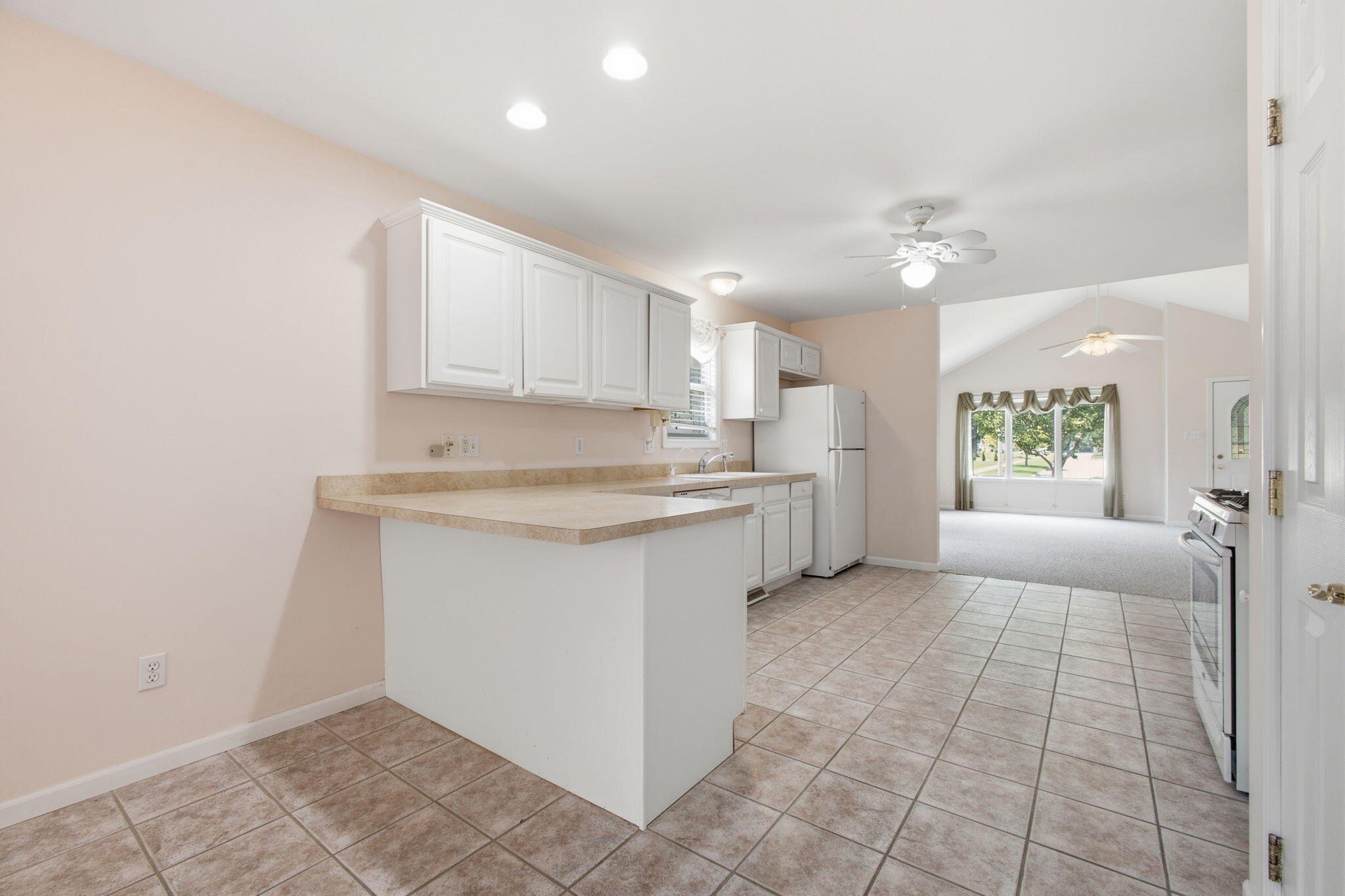 1001 Carnation Street SE, DeMotte, IN #B, 46310; Image #9