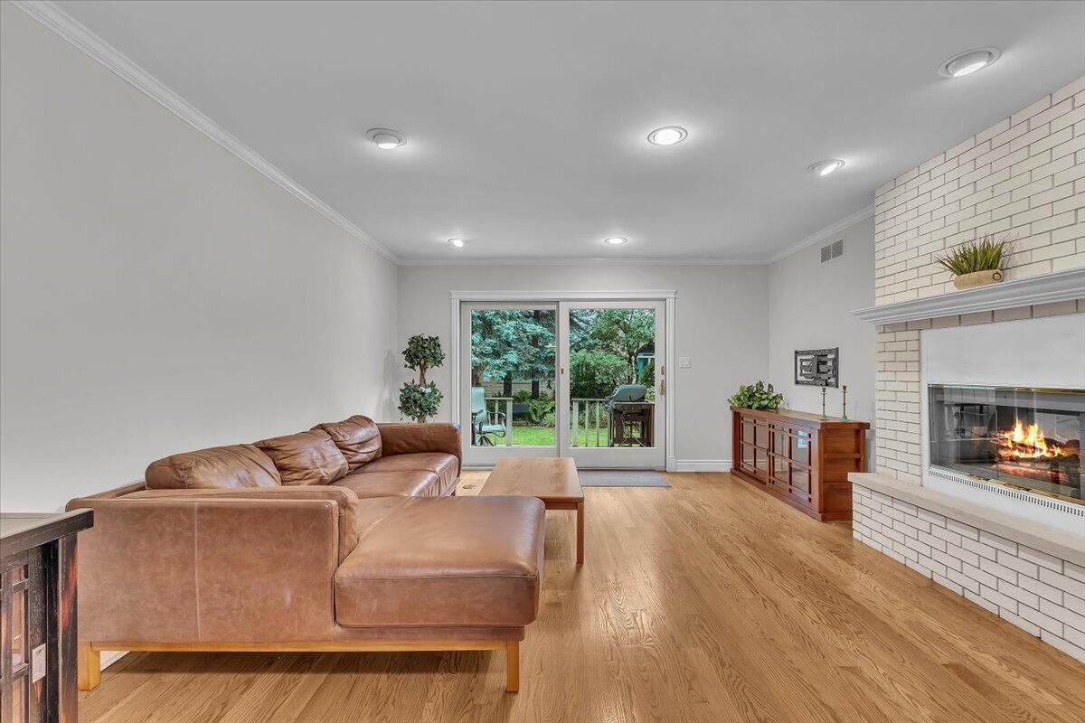 1004 Muirfield Court, Schererville, IN 46375; Image #12