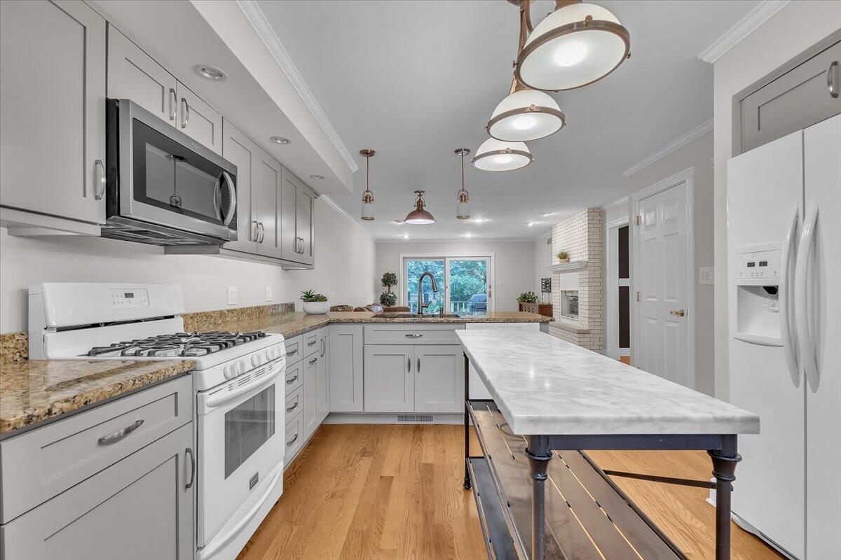 1004 Muirfield Court, Schererville, IN 46375; Image #15