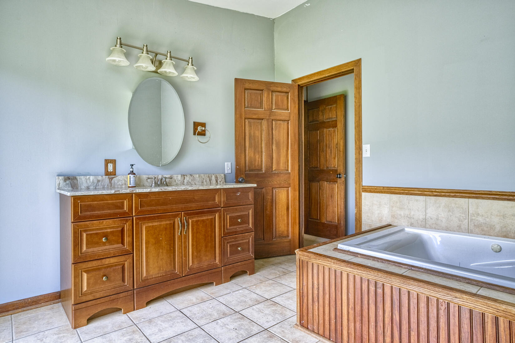 9713 N 490 E, DeMotte, IN 46310; Image #14