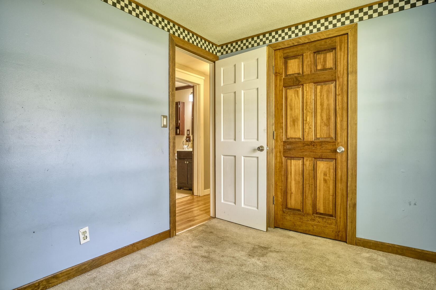9713 N 490 E, DeMotte, IN 46310; Image #18